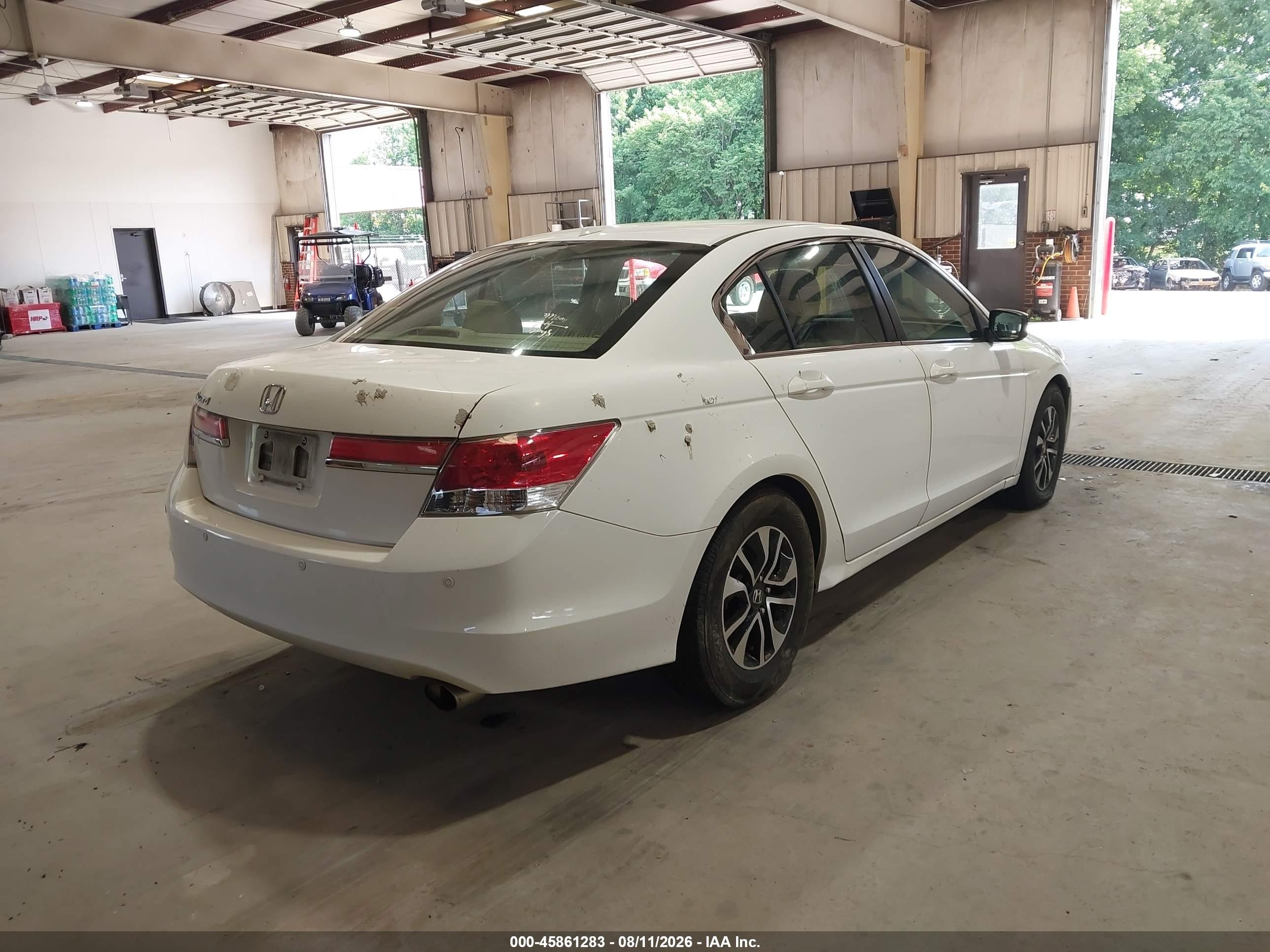 2012 Honda Accord 2.4 Ex-l White vin: 1HGCP2F89CA093599