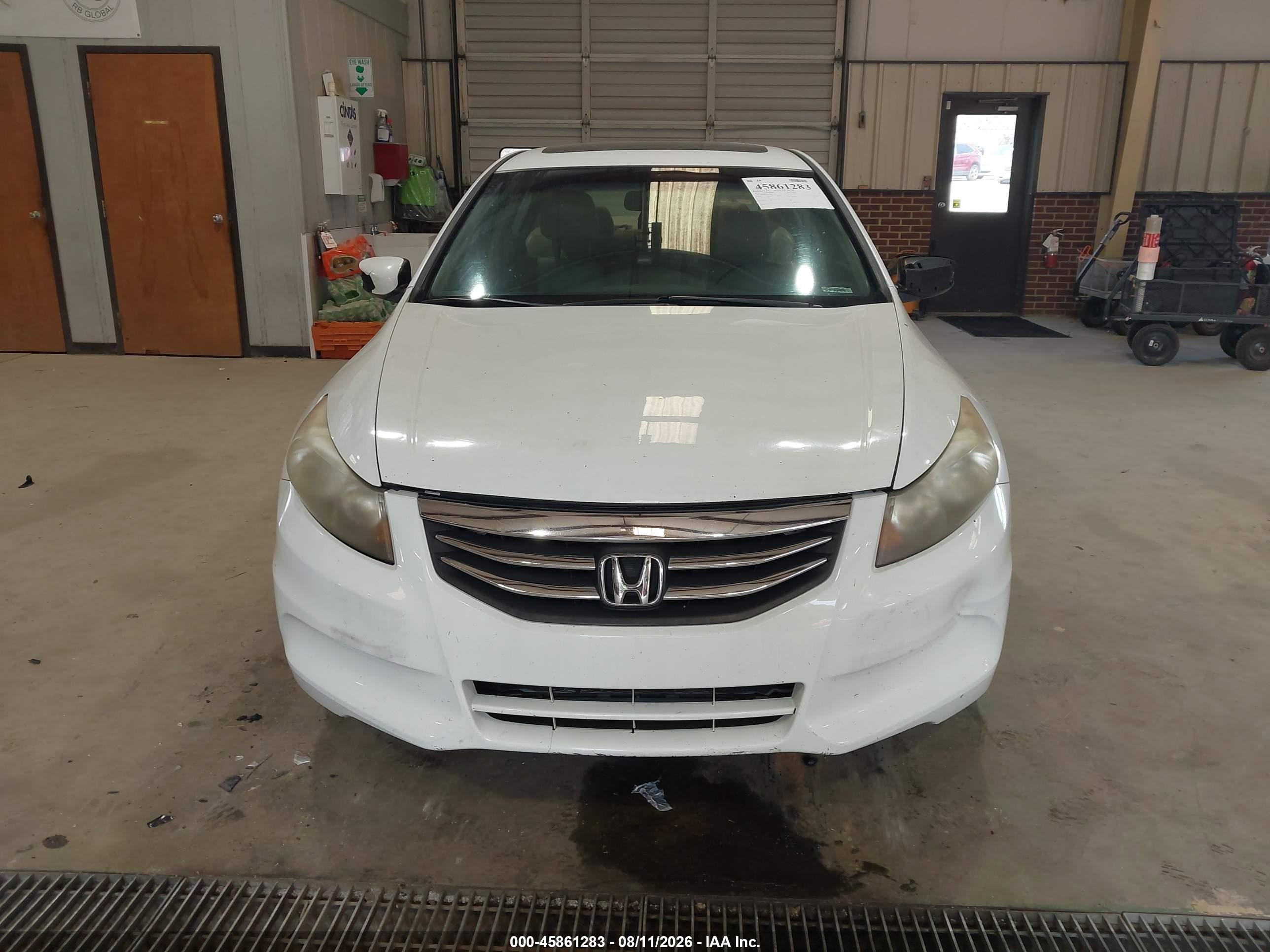 2012 Honda Accord 2.4 Ex-l White vin: 1HGCP2F89CA093599