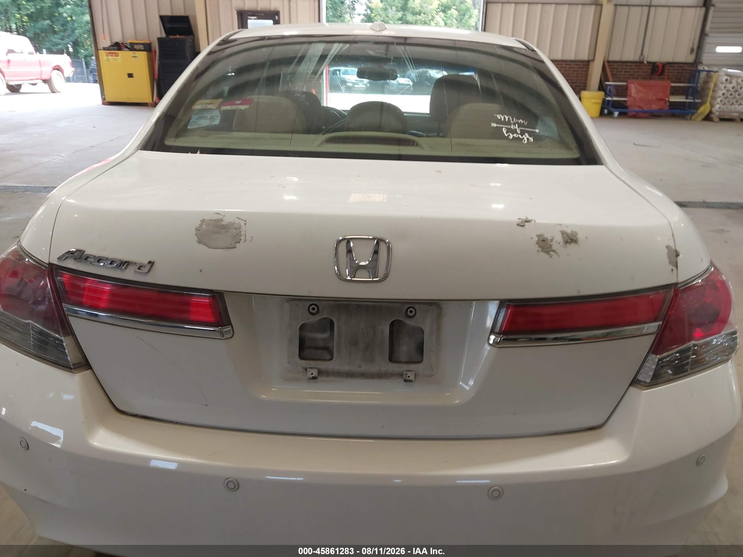 2012 Honda Accord 2.4 Ex-l White vin: 1HGCP2F89CA093599