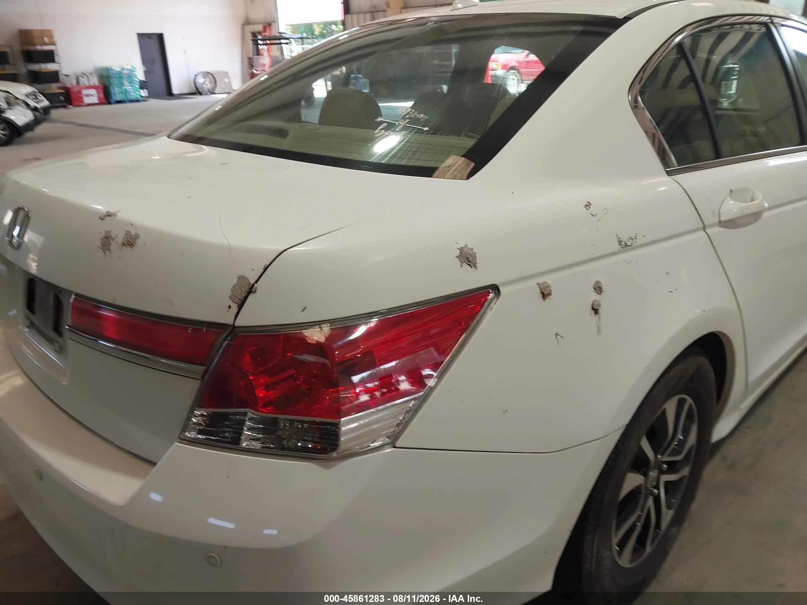 2012 Honda Accord 2.4 Ex-l White vin: 1HGCP2F89CA093599