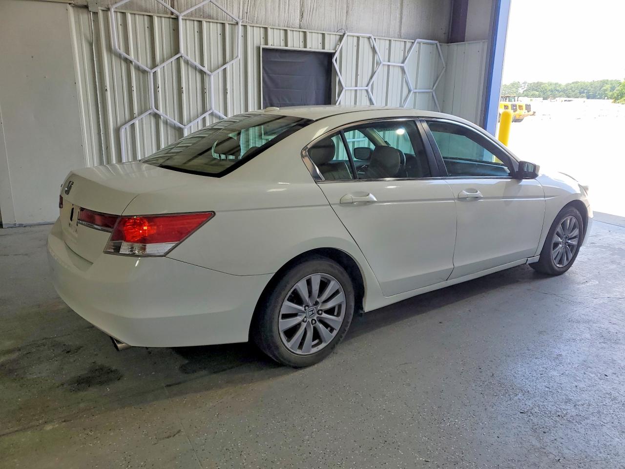2012 Honda Accord Exl Белый vin: 1HGCP2F89CA137617