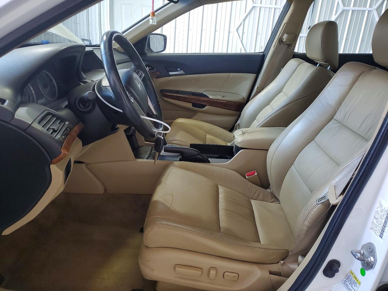 2012 Honda Accord Exl Белый vin: 1HGCP2F89CA137617