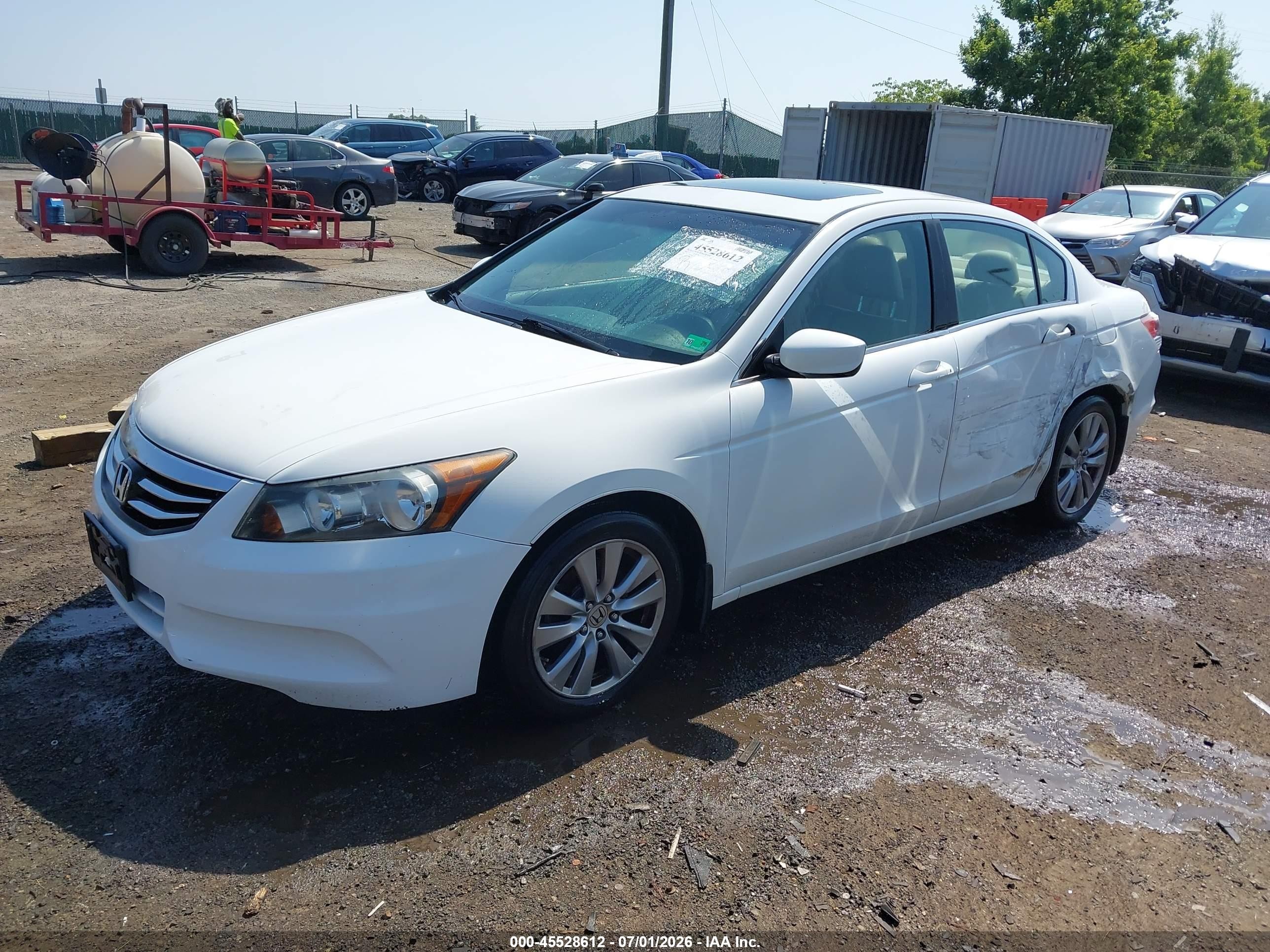 2012 Honda Accord 2.4 Ex-l Белый vin: 1HGCP2F89CA204085