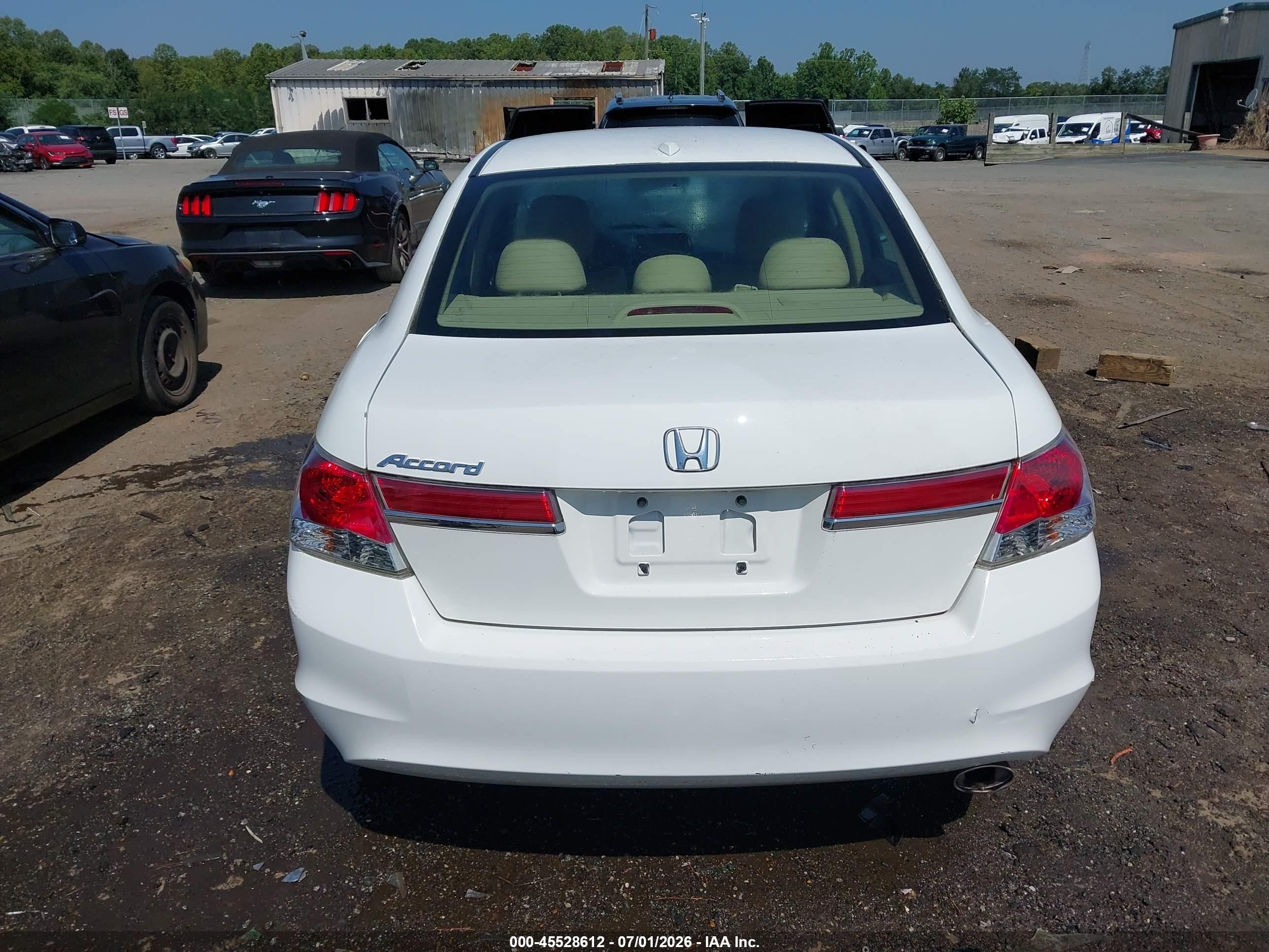 2012 Honda Accord 2.4 Ex-l Белый vin: 1HGCP2F89CA204085