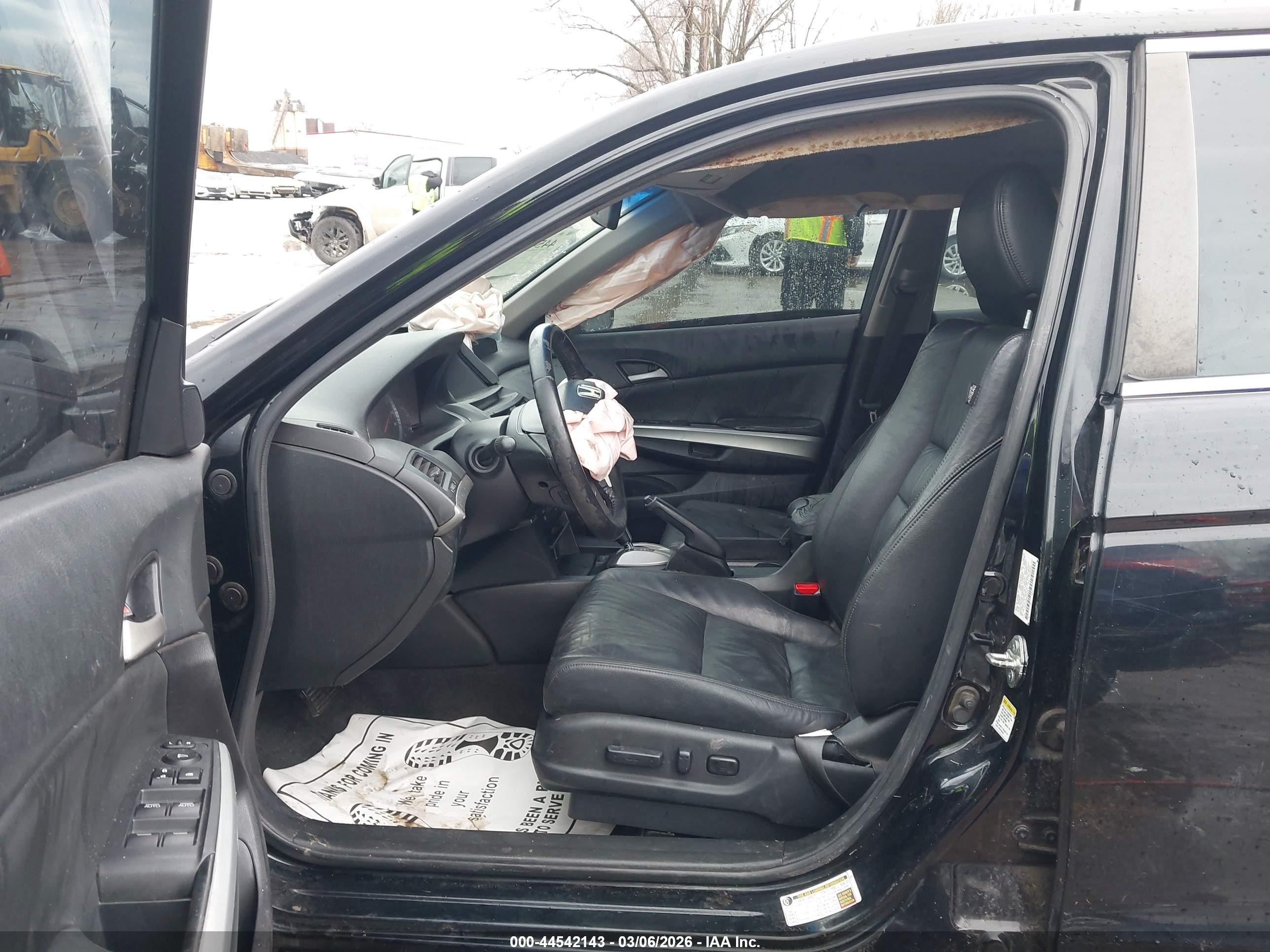 2010 Honda Accord 2.4 Ex-l Black vin: 1HGCP2F8XAA023977