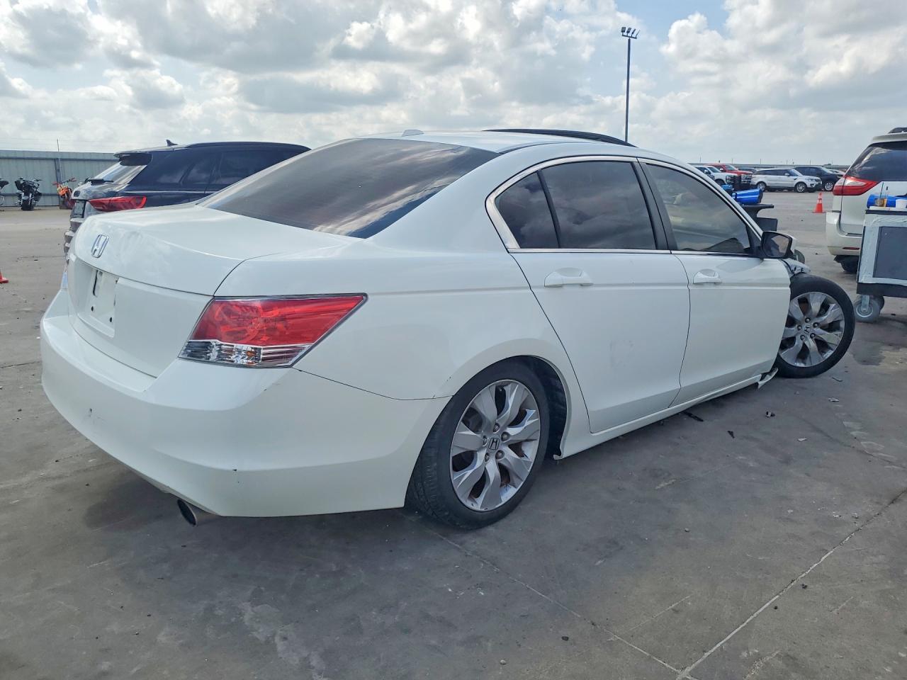 2010 Honda Accord Exl White vin: 1HGCP2F8XAA190016
