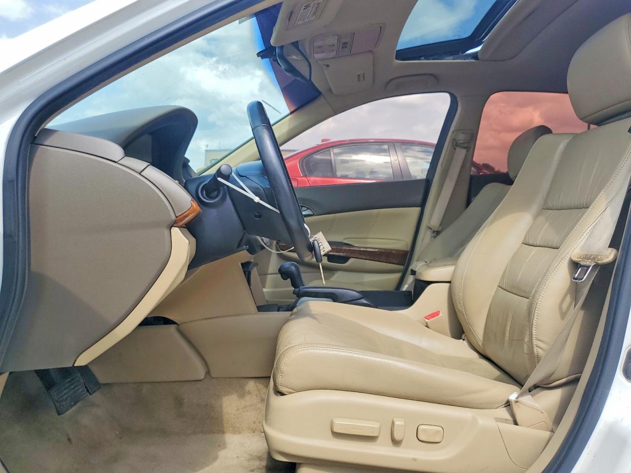 2010 Honda Accord Exl White vin: 1HGCP2F8XAA190016