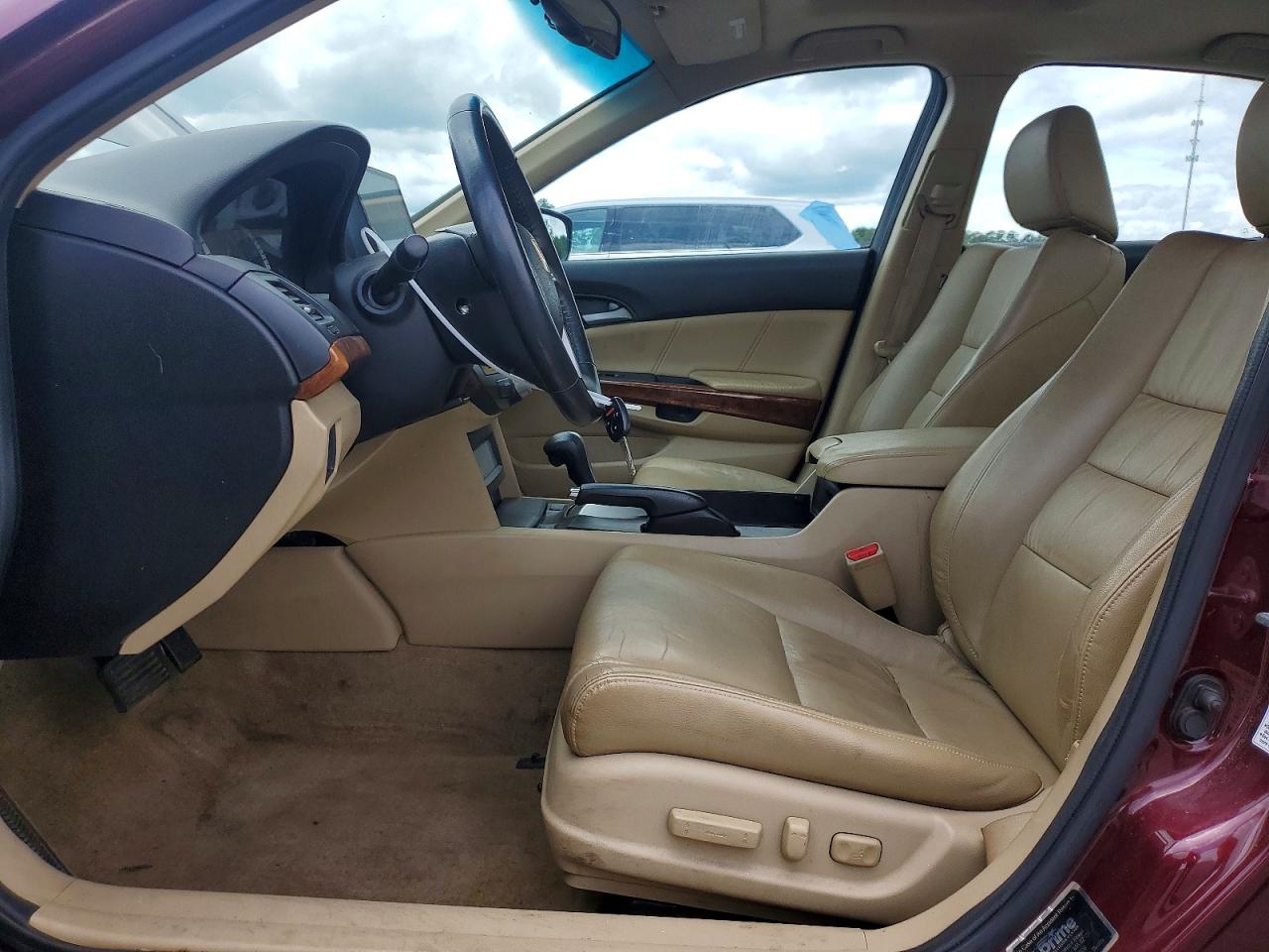 2011 Honda Accord Exl Burgundy vin: 1HGCP2F8XBA013726