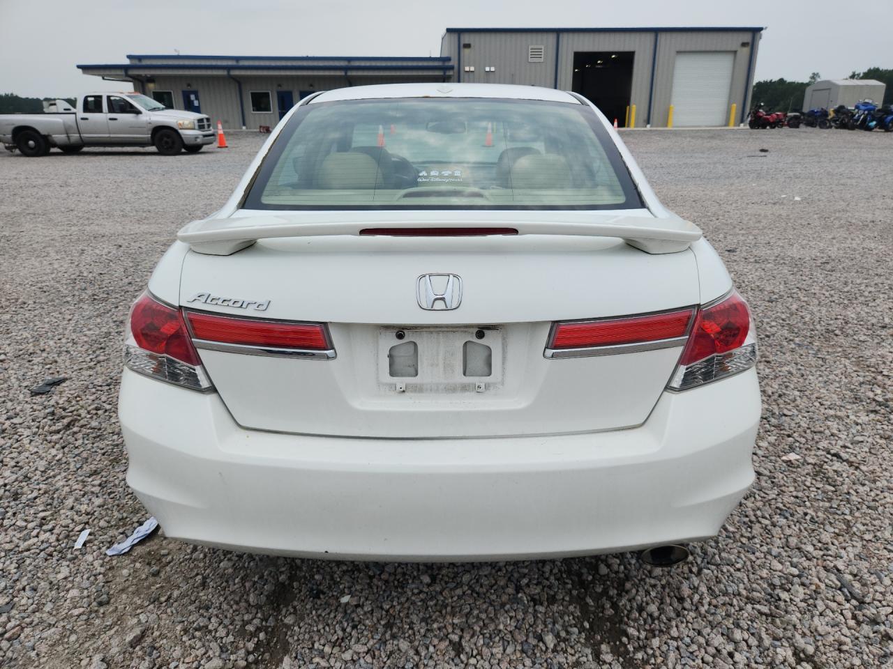 2011 Honda Accord Exl White vin: 1HGCP2F8XBA039159