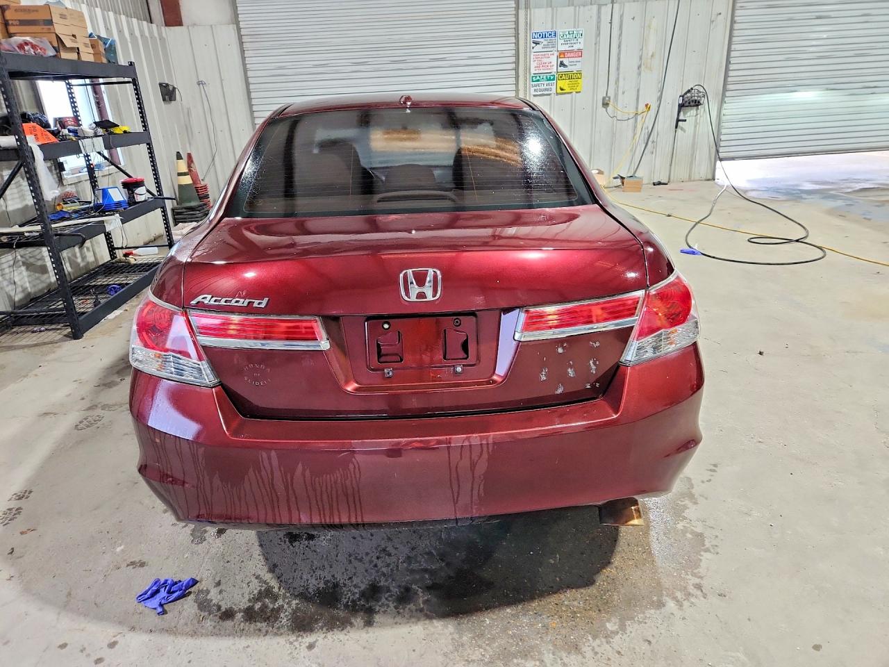 2011 Honda Accord Exl Burgundy vin: 1HGCP2F8XBA068094