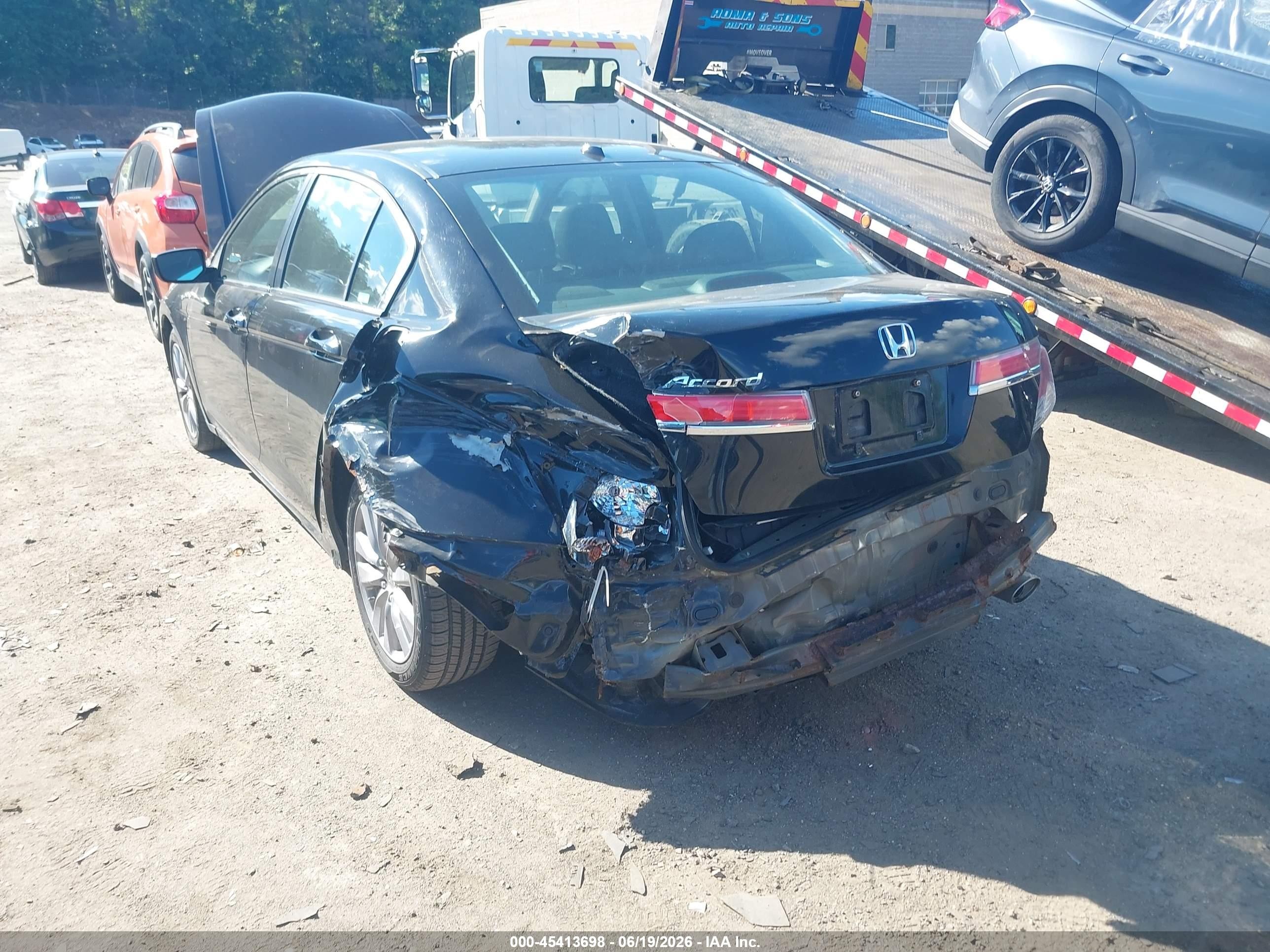 2011 Honda Accord 2.4 Ex-l Black vin: 1HGCP2F8XBA080343