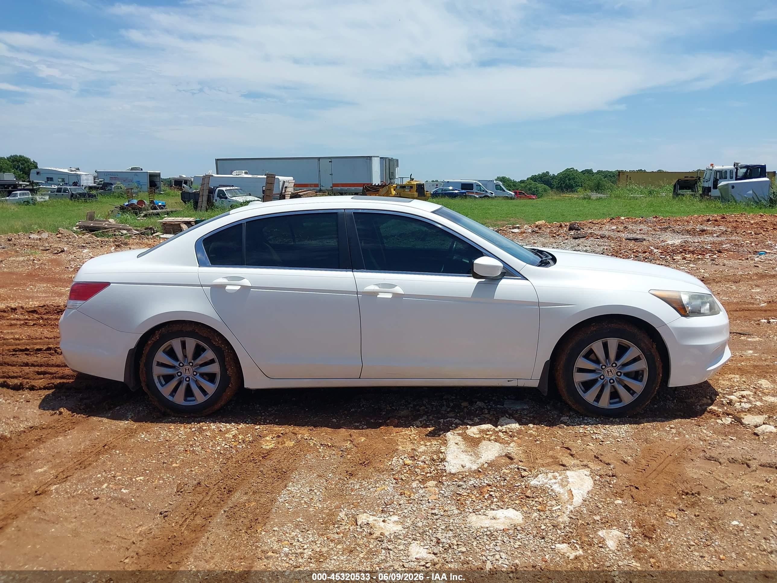 2011 Honda Accord 2.4 Ex-l White vin: 1HGCP2F8XBA091746