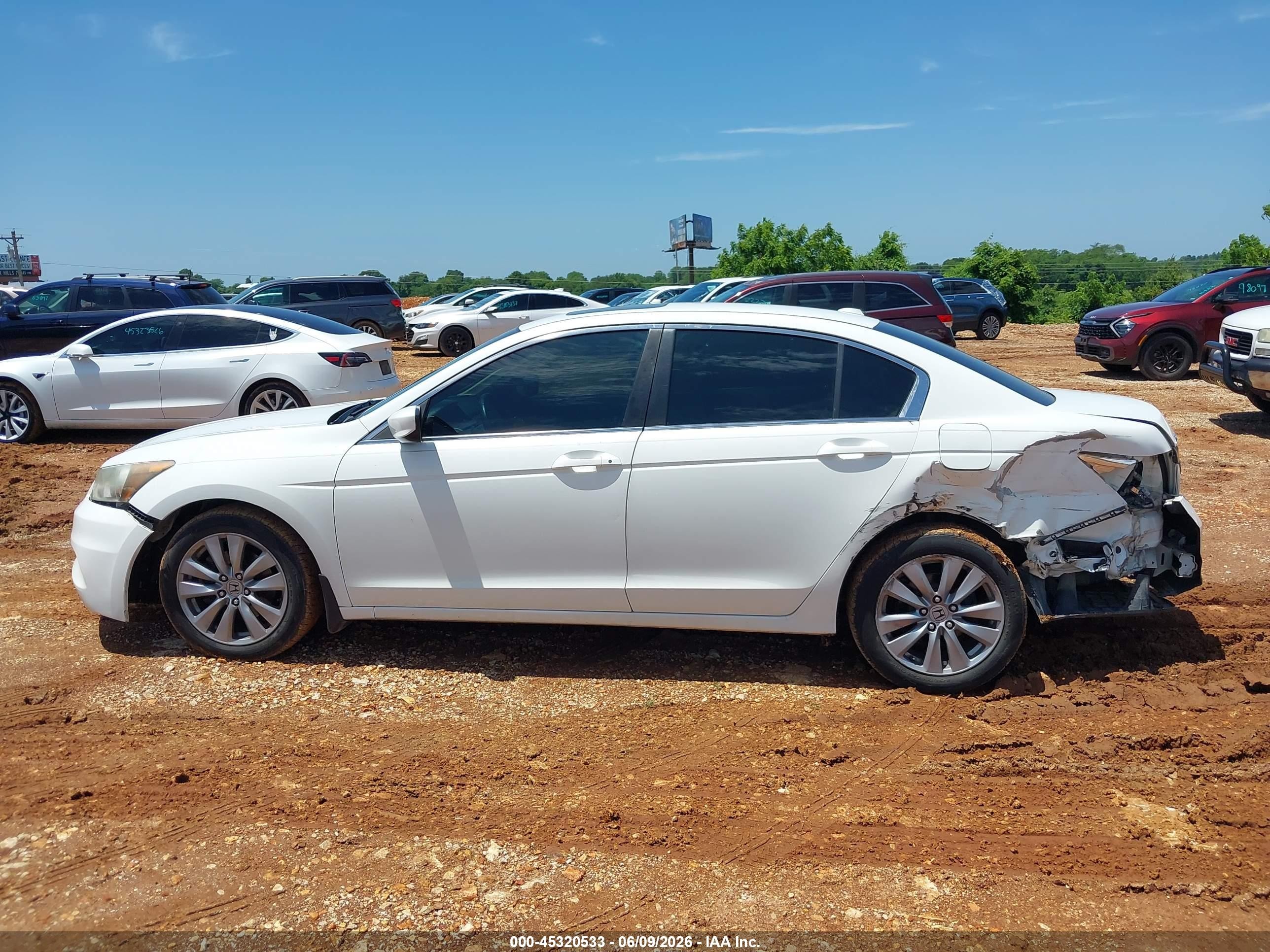 2011 Honda Accord 2.4 Ex-l White vin: 1HGCP2F8XBA091746