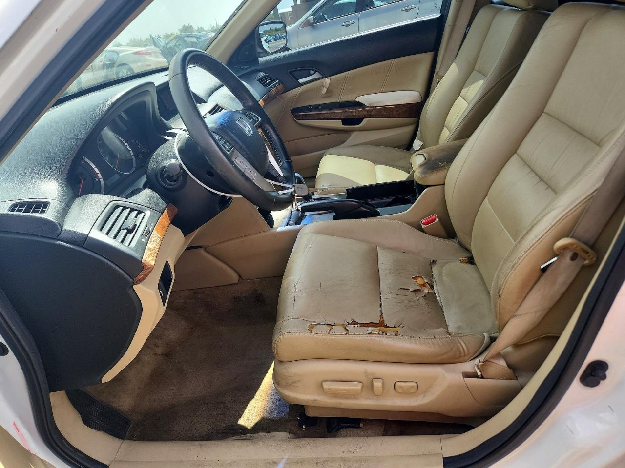 2011 Honda Accord Exl White vin: 1HGCP2F8XBA101269
