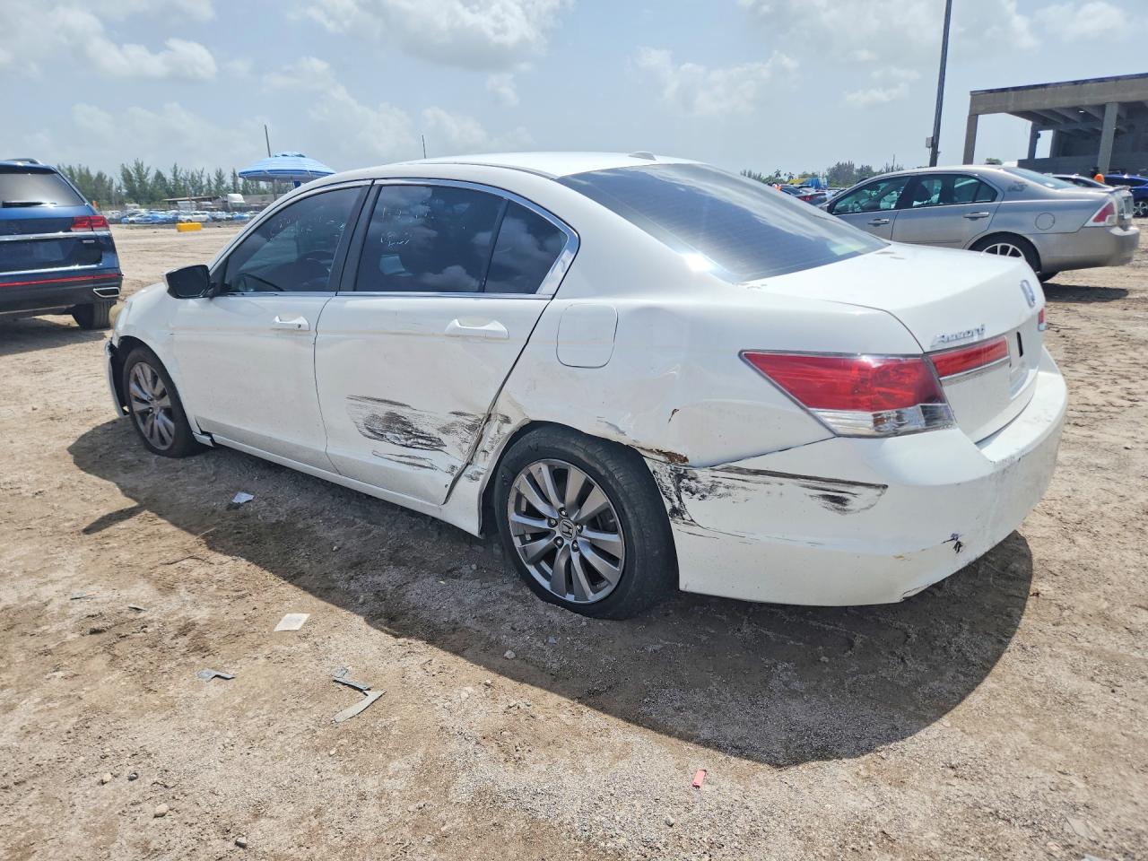 2011 Honda Accord Exl White vin: 1HGCP2F8XBA101269