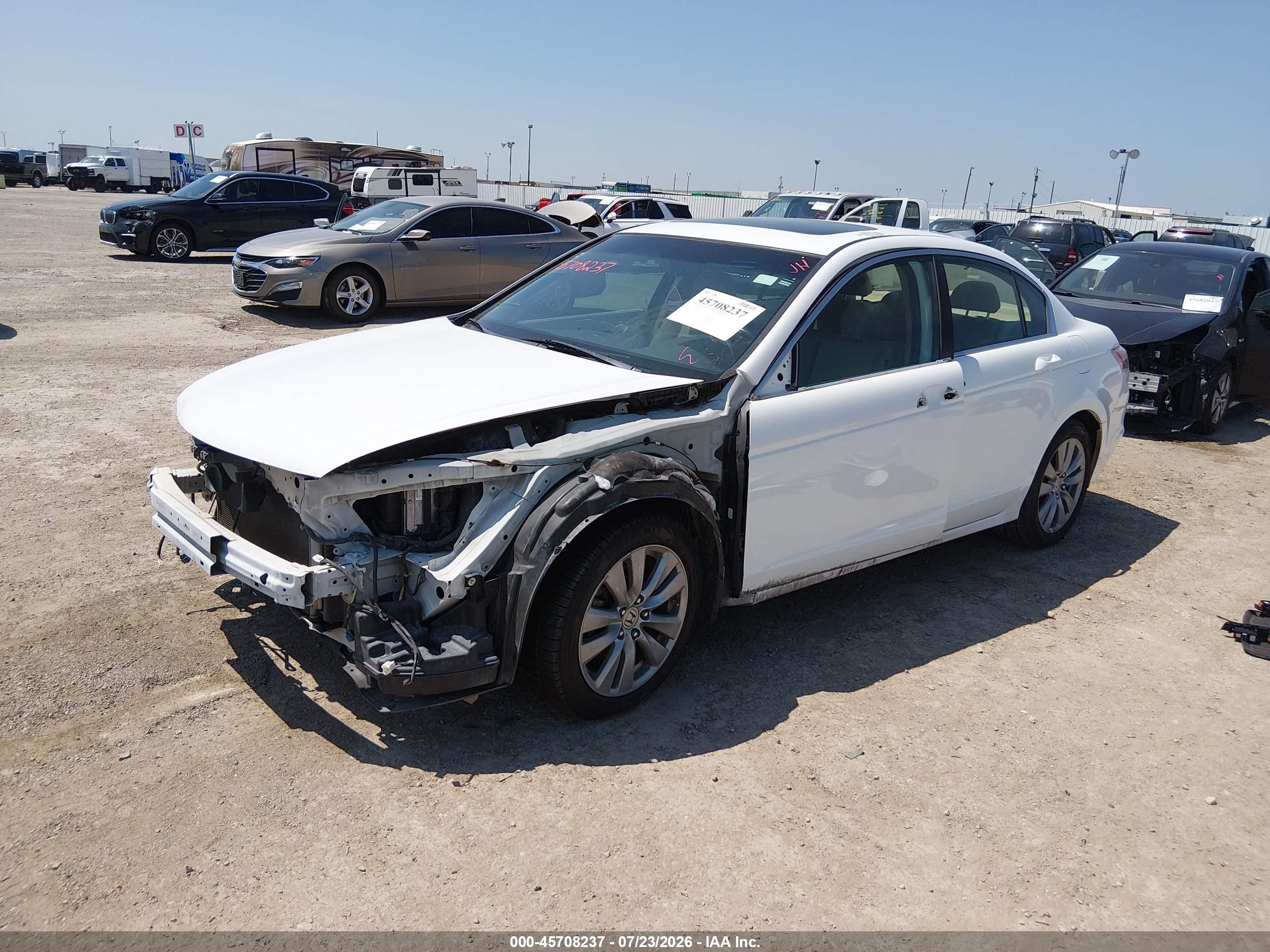 2011 Honda Accord 2.4 Ex-l White vin: 1HGCP2F8XBA152304