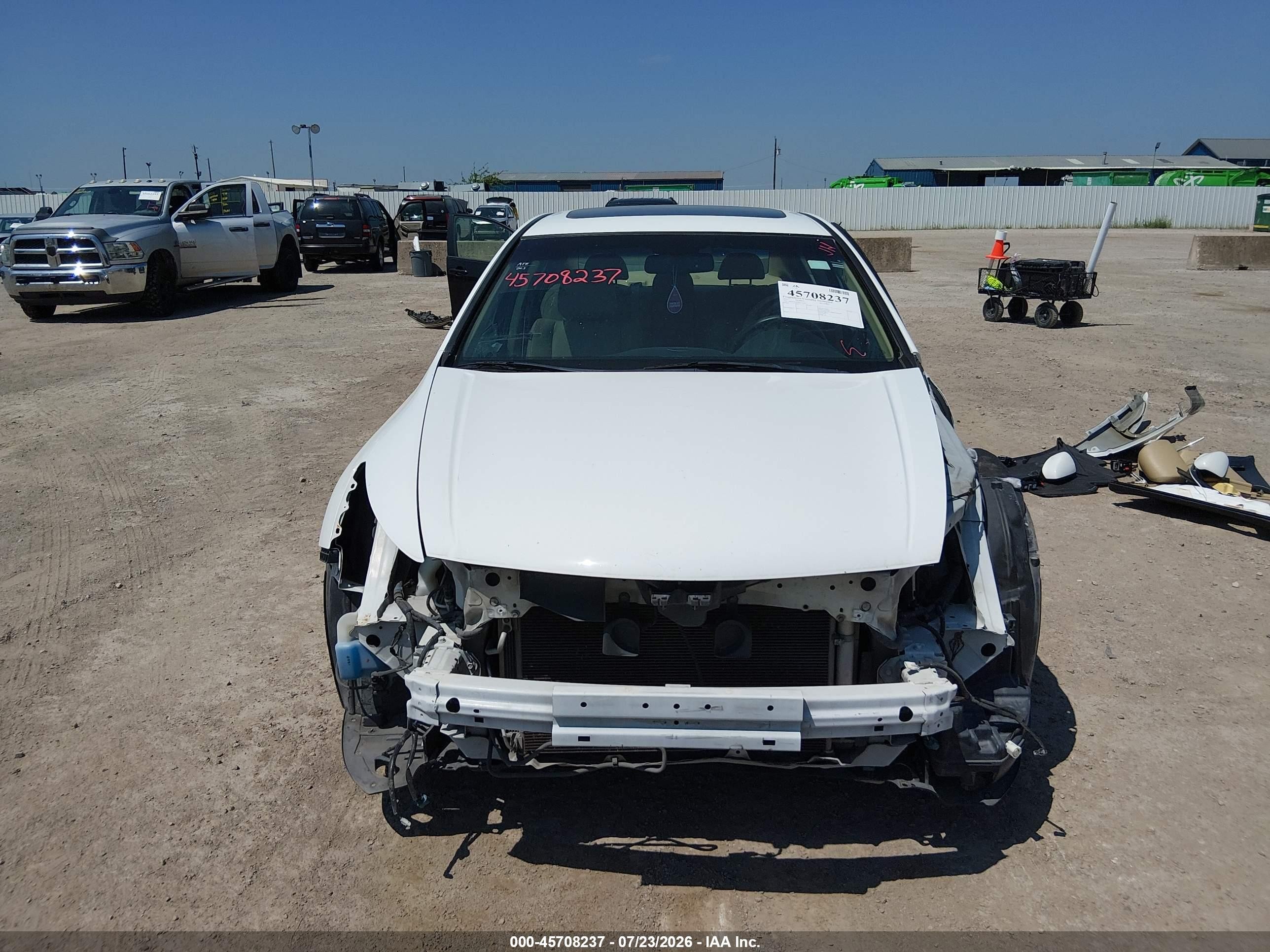 2011 Honda Accord 2.4 Ex-l White vin: 1HGCP2F8XBA152304