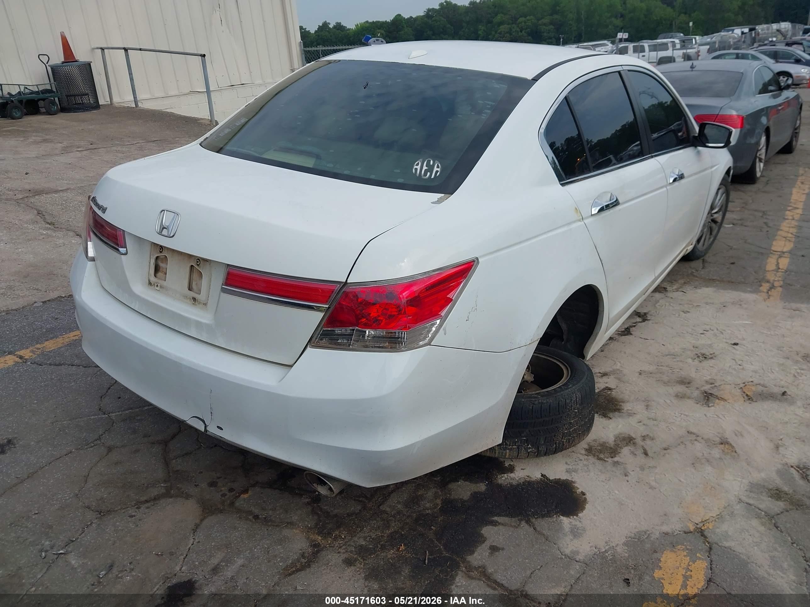 2012 Honda Accord 2.4 Ex-l White vin: 1HGCP2F8XCA038756