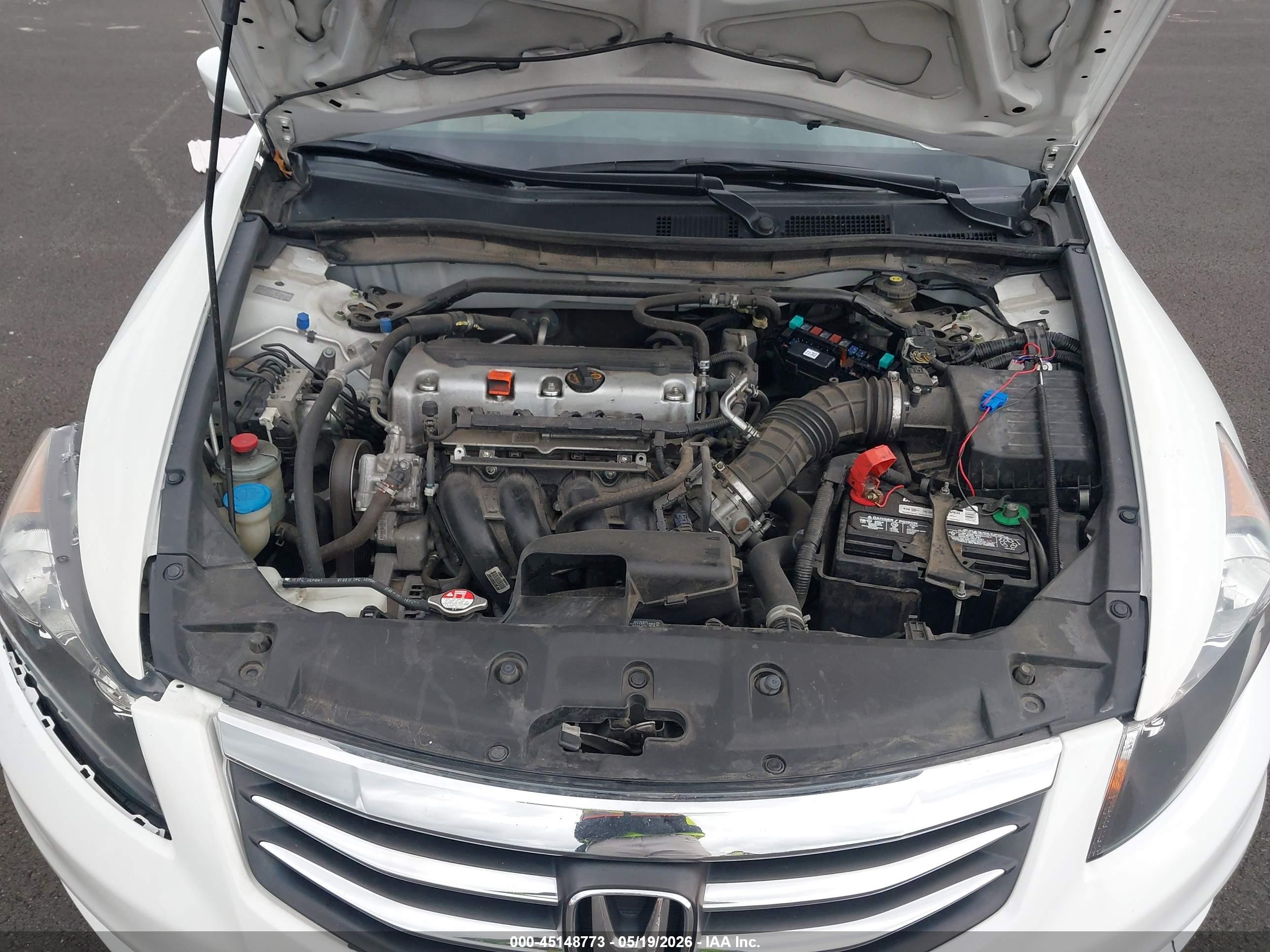 2012 Honda Accord 2.4 Ex-l Белый vin: 1HGCP2F8XCA046016