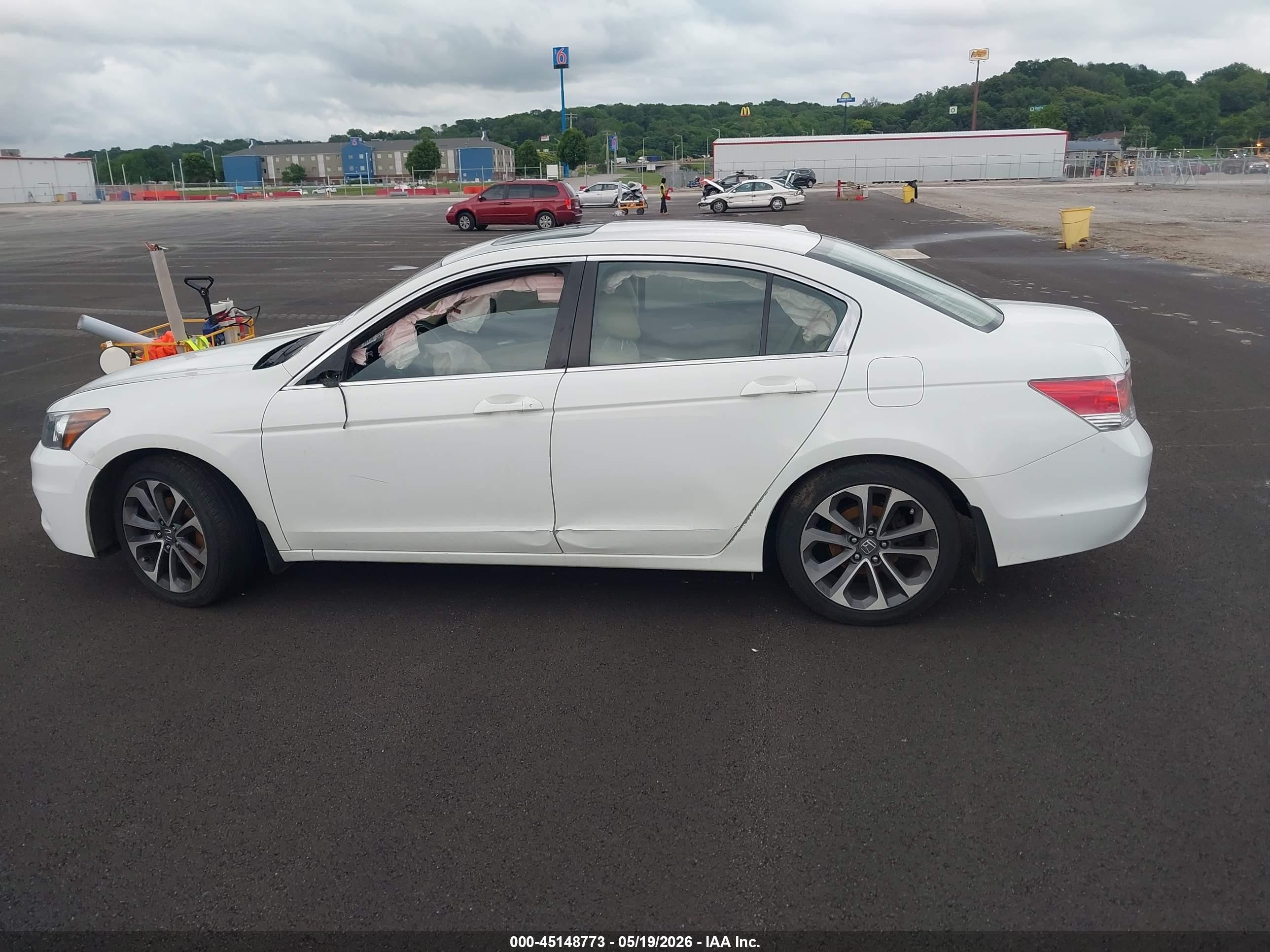 2012 Honda Accord 2.4 Ex-l Белый vin: 1HGCP2F8XCA046016