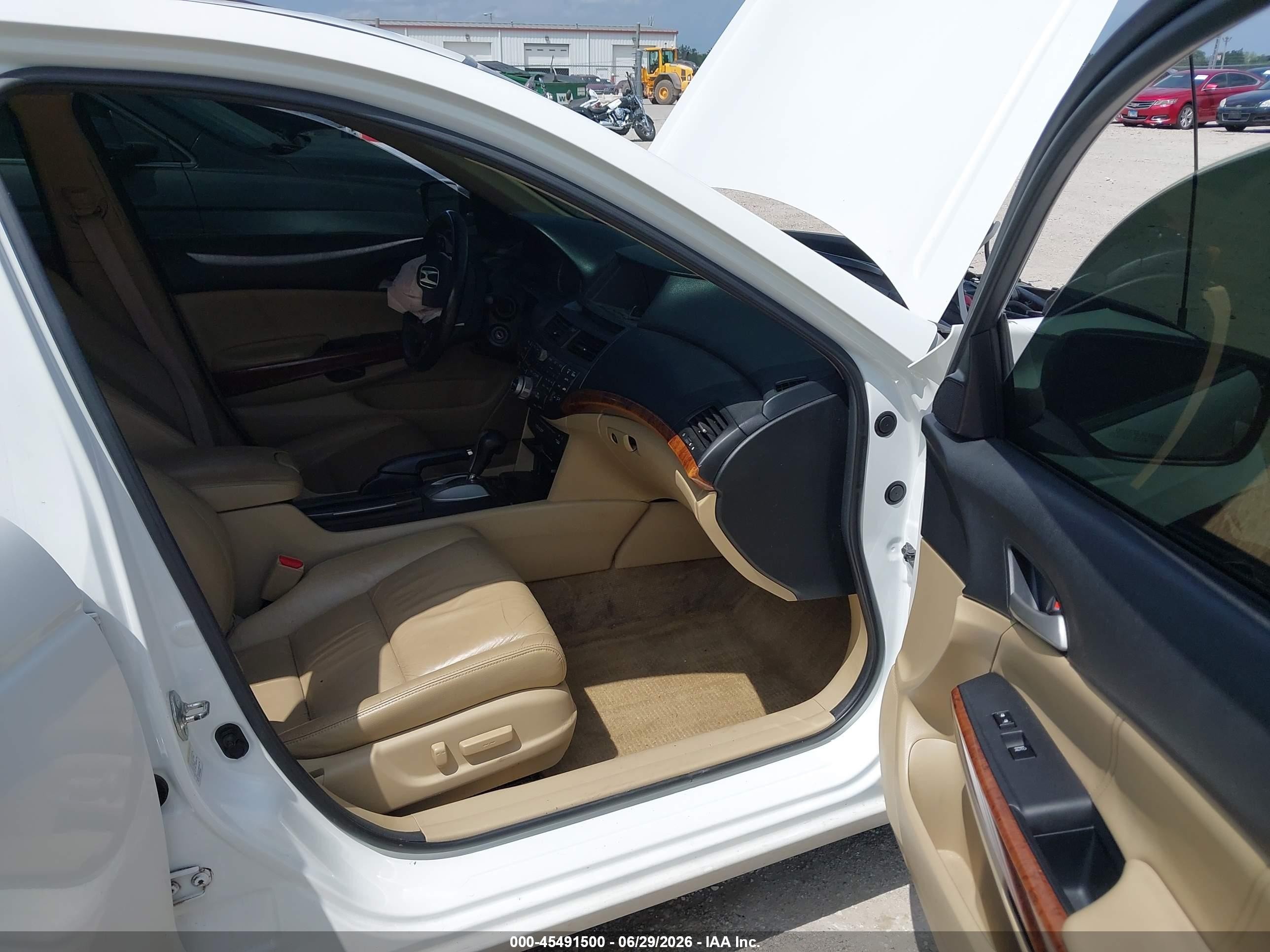 2012 Honda Accord 2.4 Ex-l White vin: 1HGCP2F8XCA137867