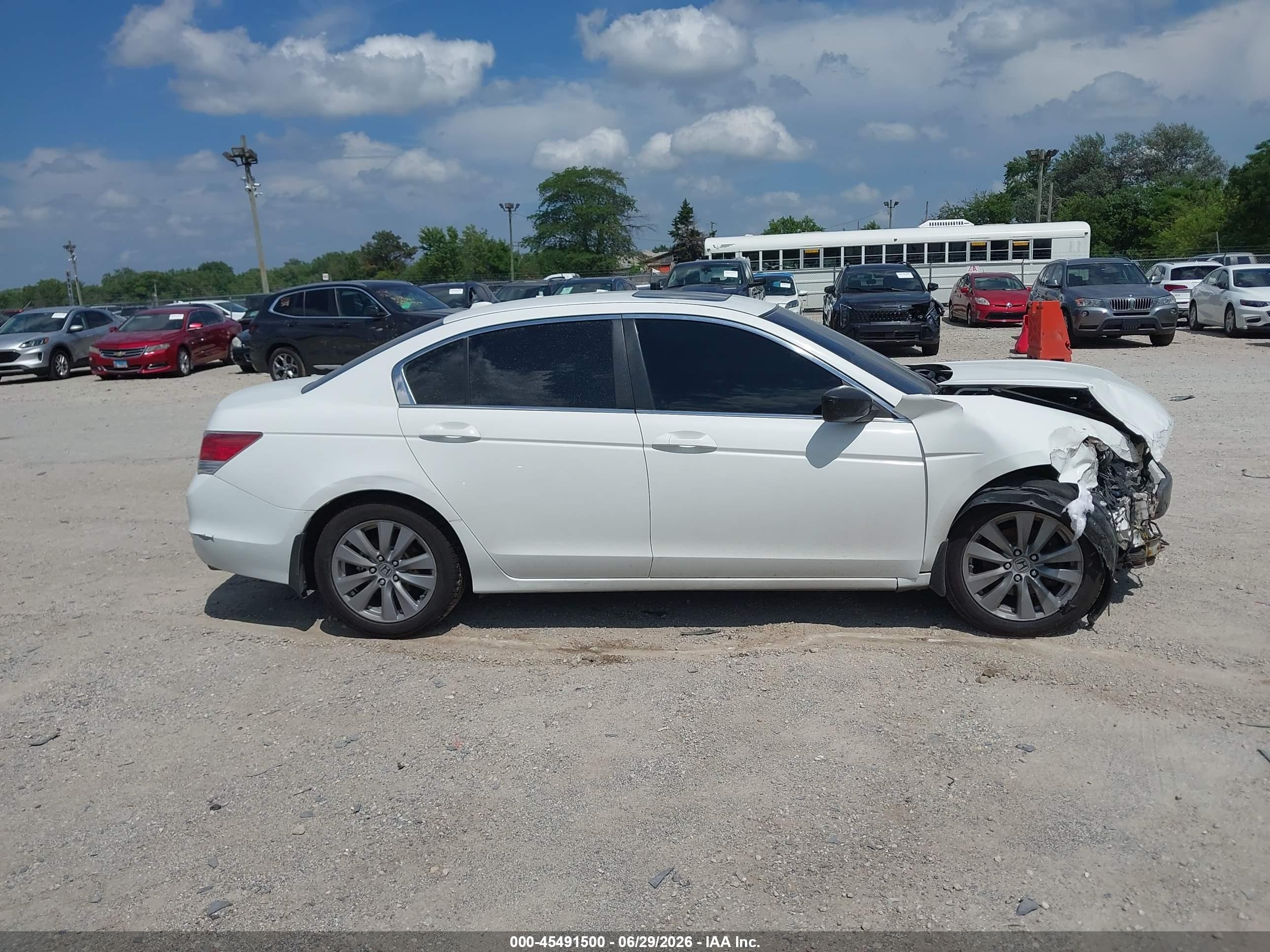 2012 Honda Accord 2.4 Ex-l White vin: 1HGCP2F8XCA137867