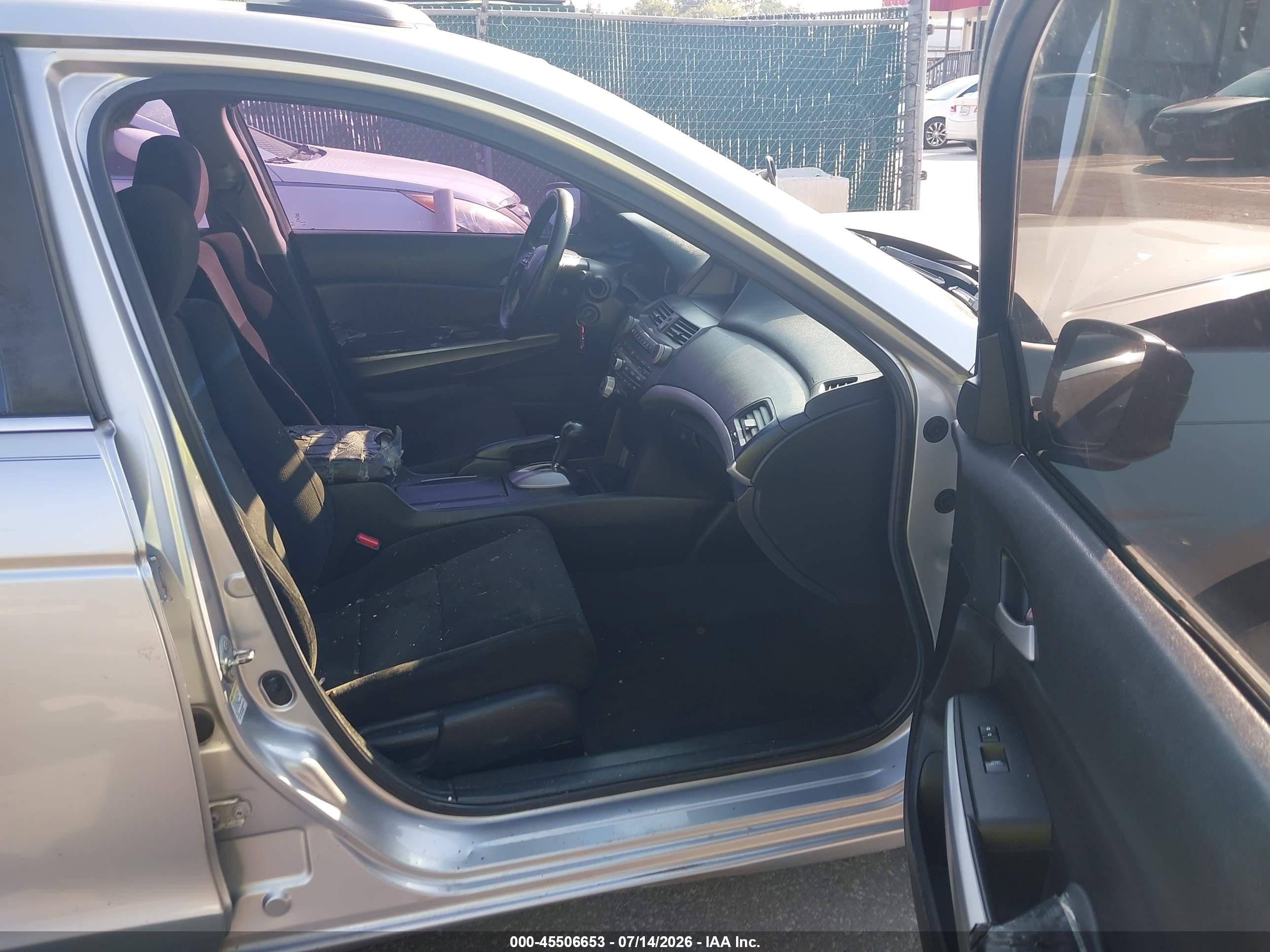 2008 Honda Accord 3.5 Ex Silver vin: 1HGCP36708A027866