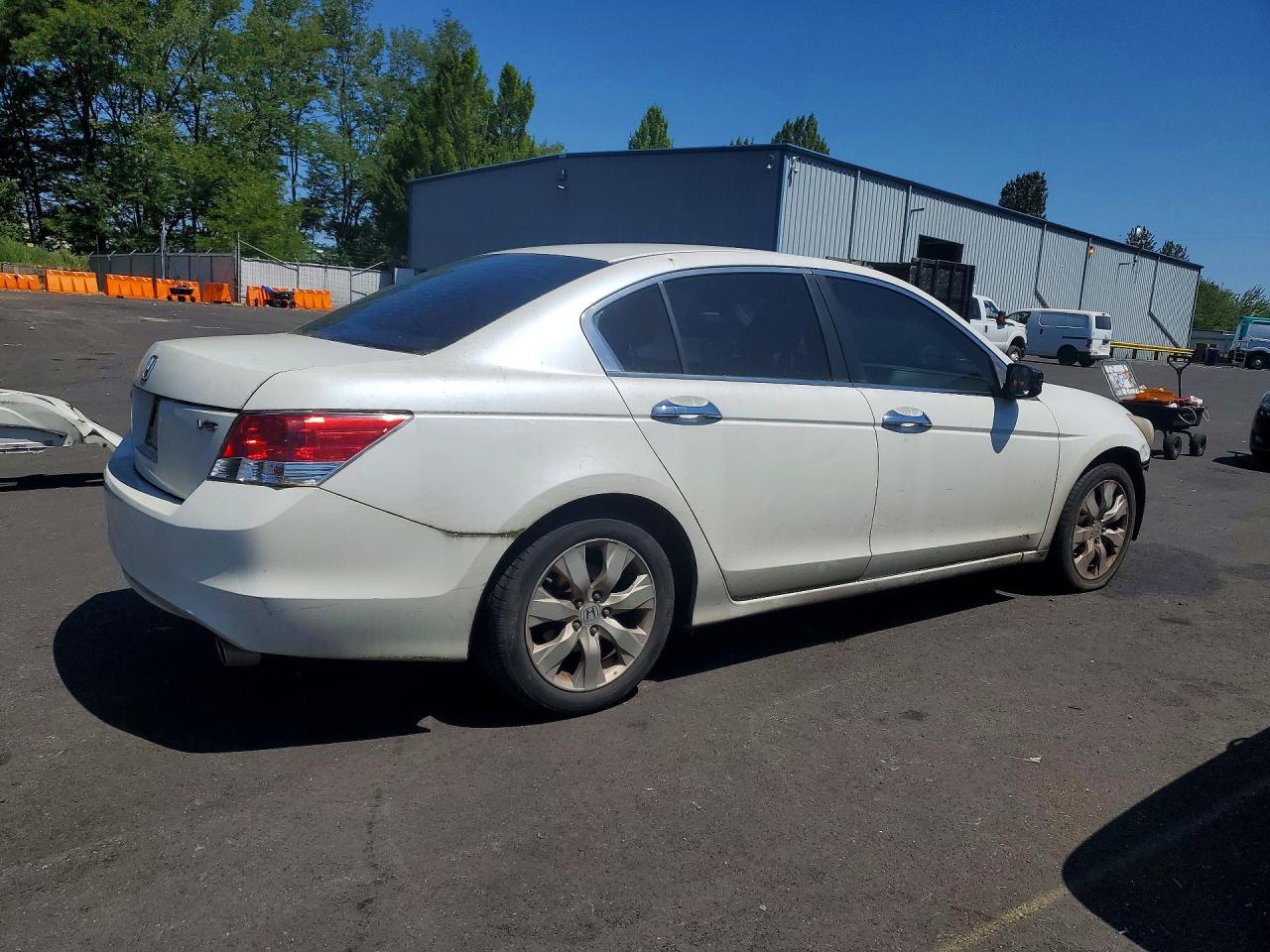 2009 Honda Accord Ex White vin: 1HGCP36709A025018