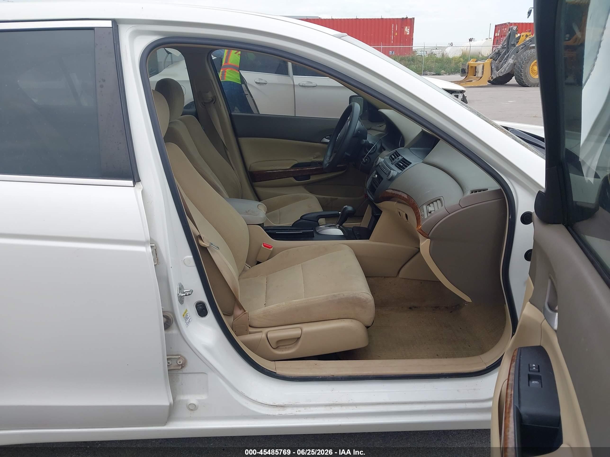 2008 Honda Accord 3.5 Ex White vin: 1HGCP36748A066864