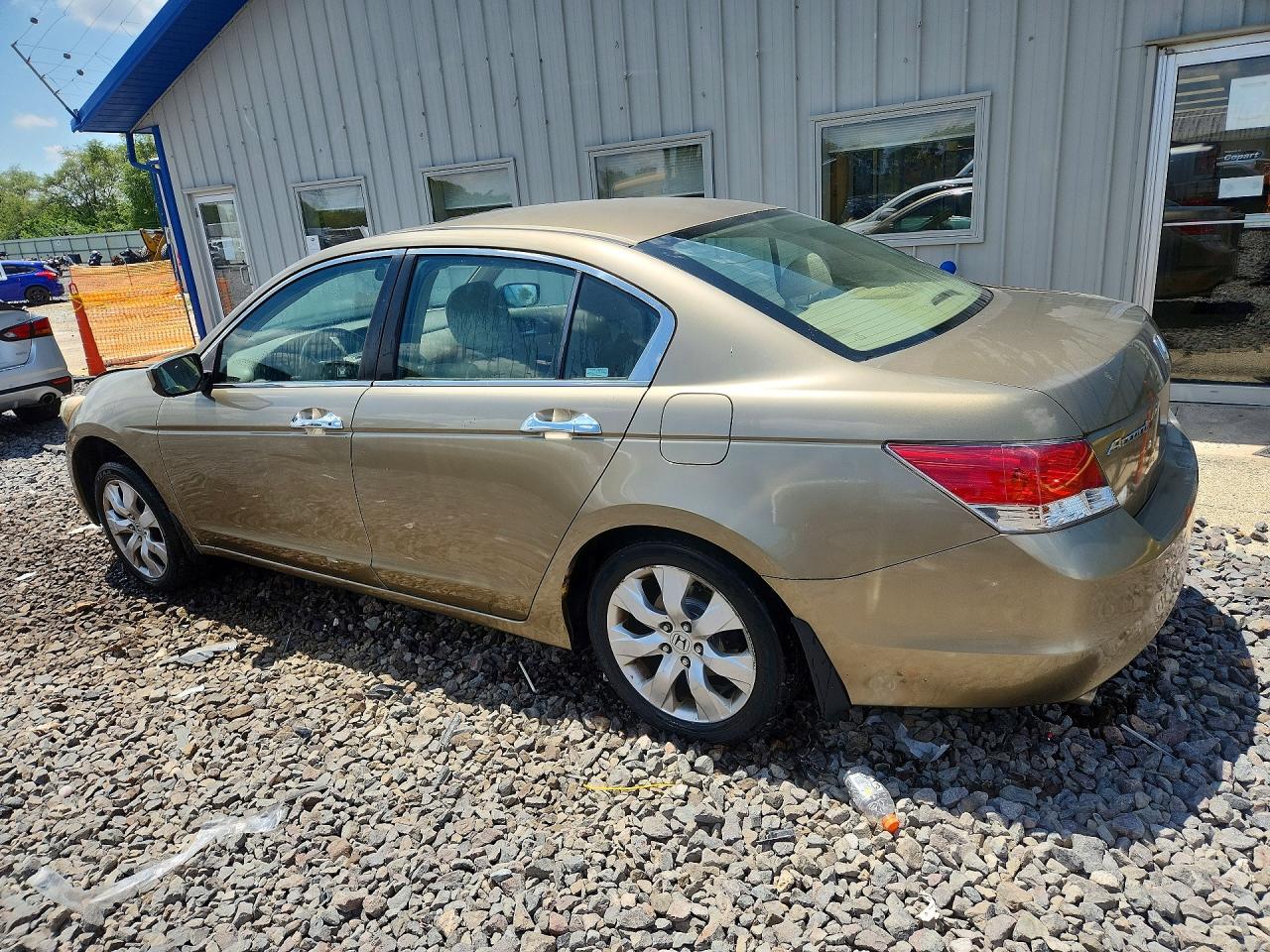2008 Honda Accord Ex Gold vin: 1HGCP36758A031900