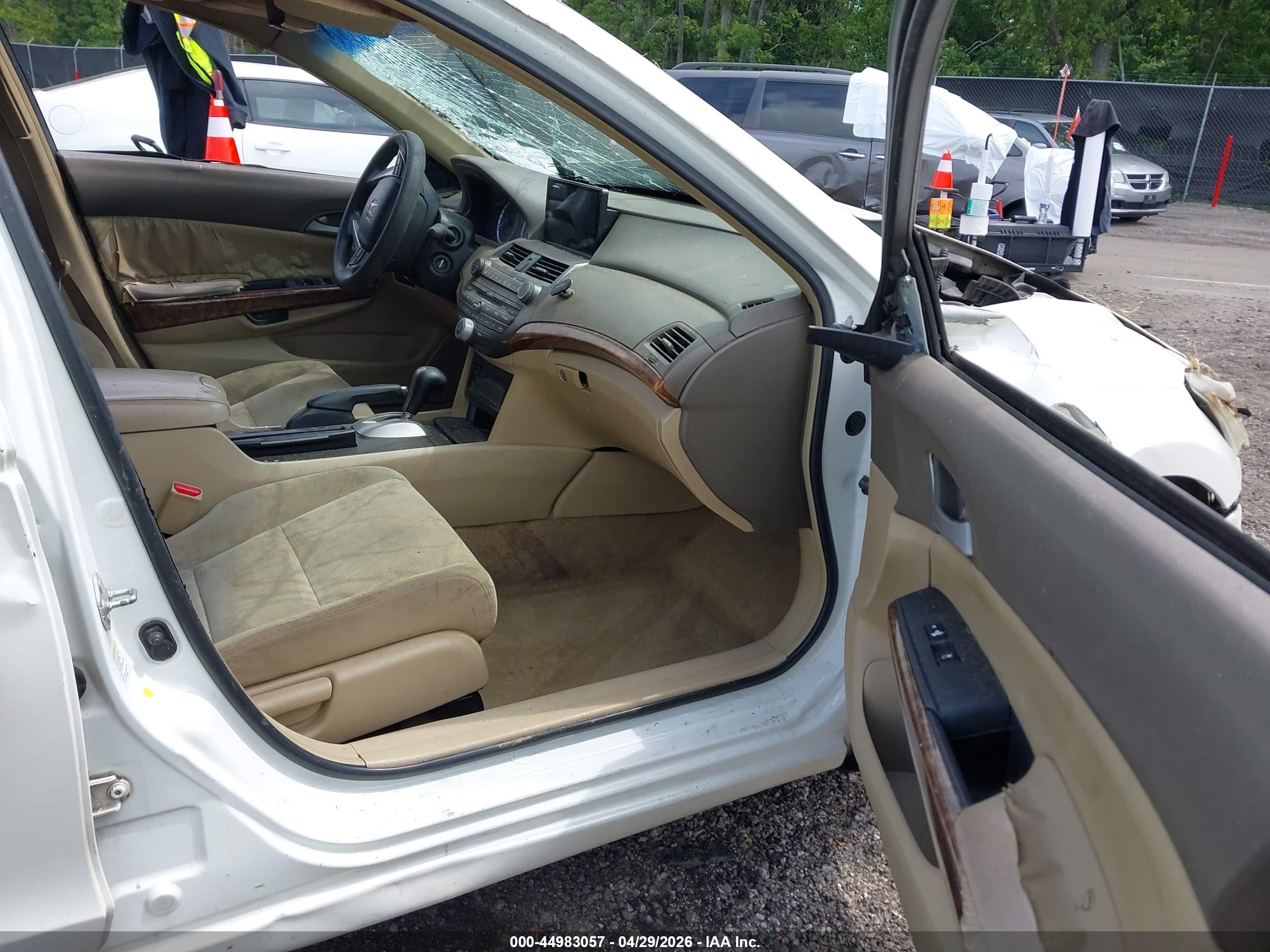 2008 Honda Accord 3.5 Ex White vin: 1HGCP36758A080708