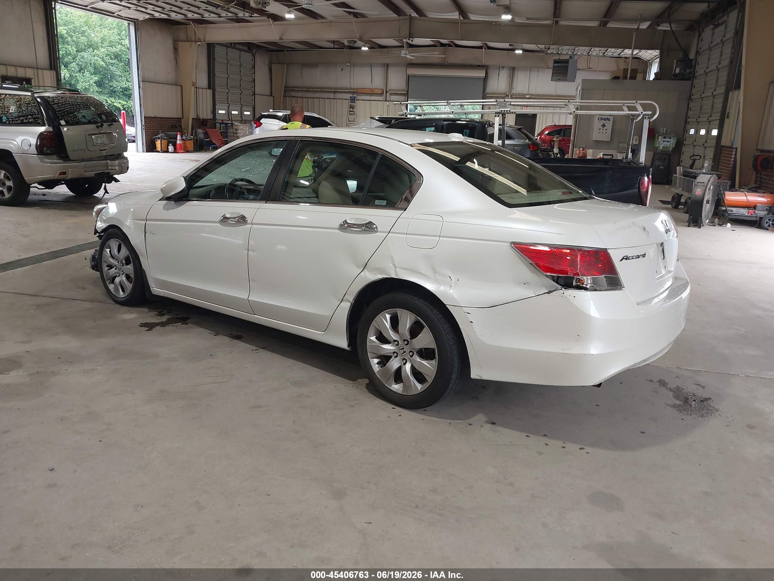 2009 Honda Accord 3.5 Ex-l White vin: 1HGCP36809A010074