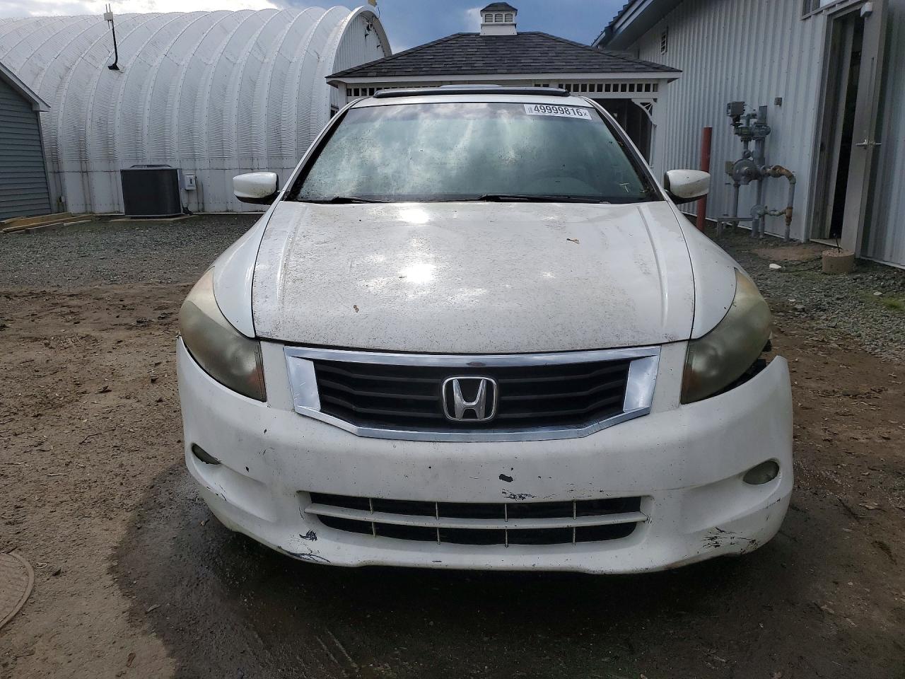 2008 Honda Accord White vin: 1HGCP36818A031465