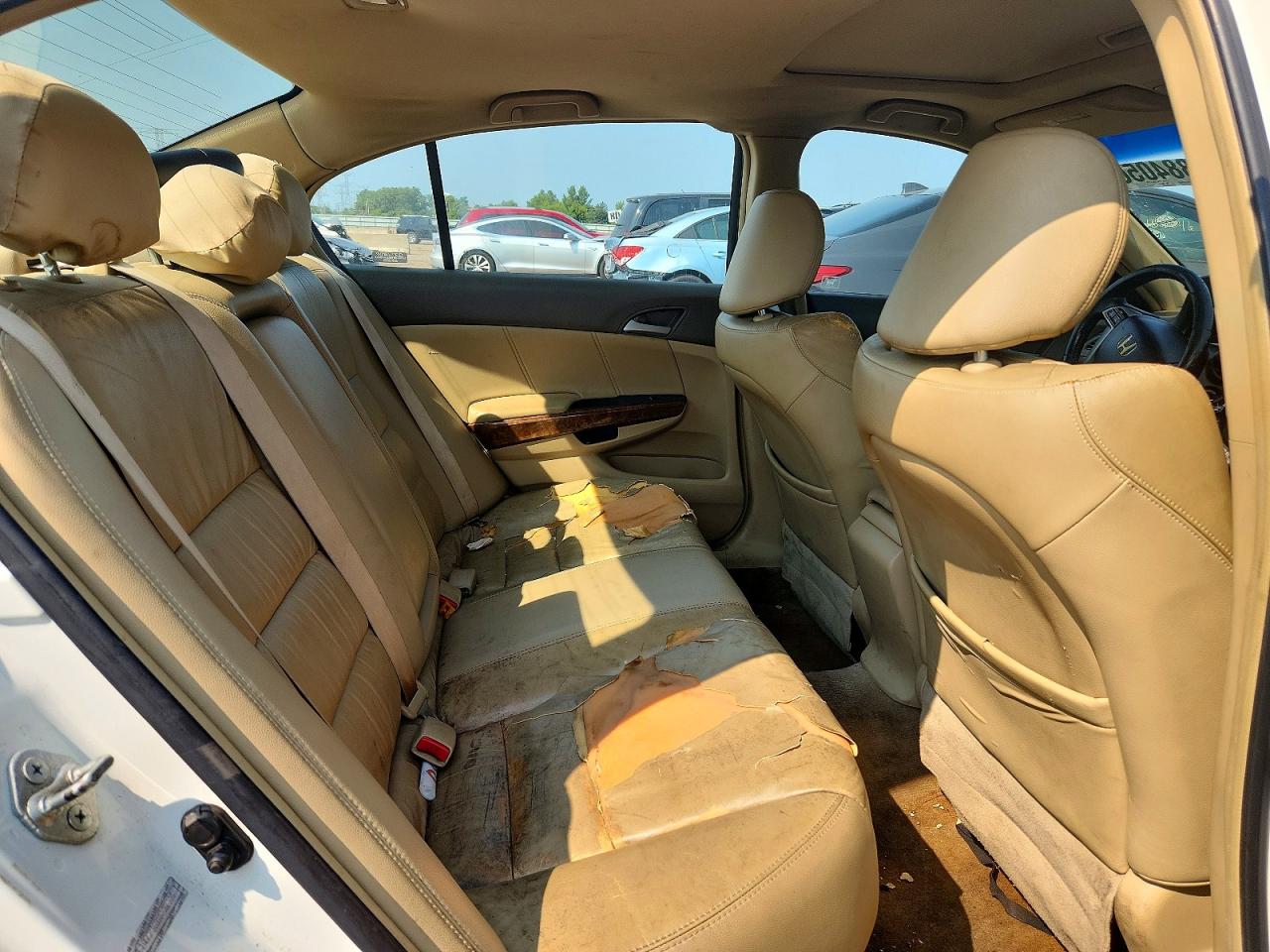 2008 Honda Accord Exl White vin: 1HGCP36818A085655