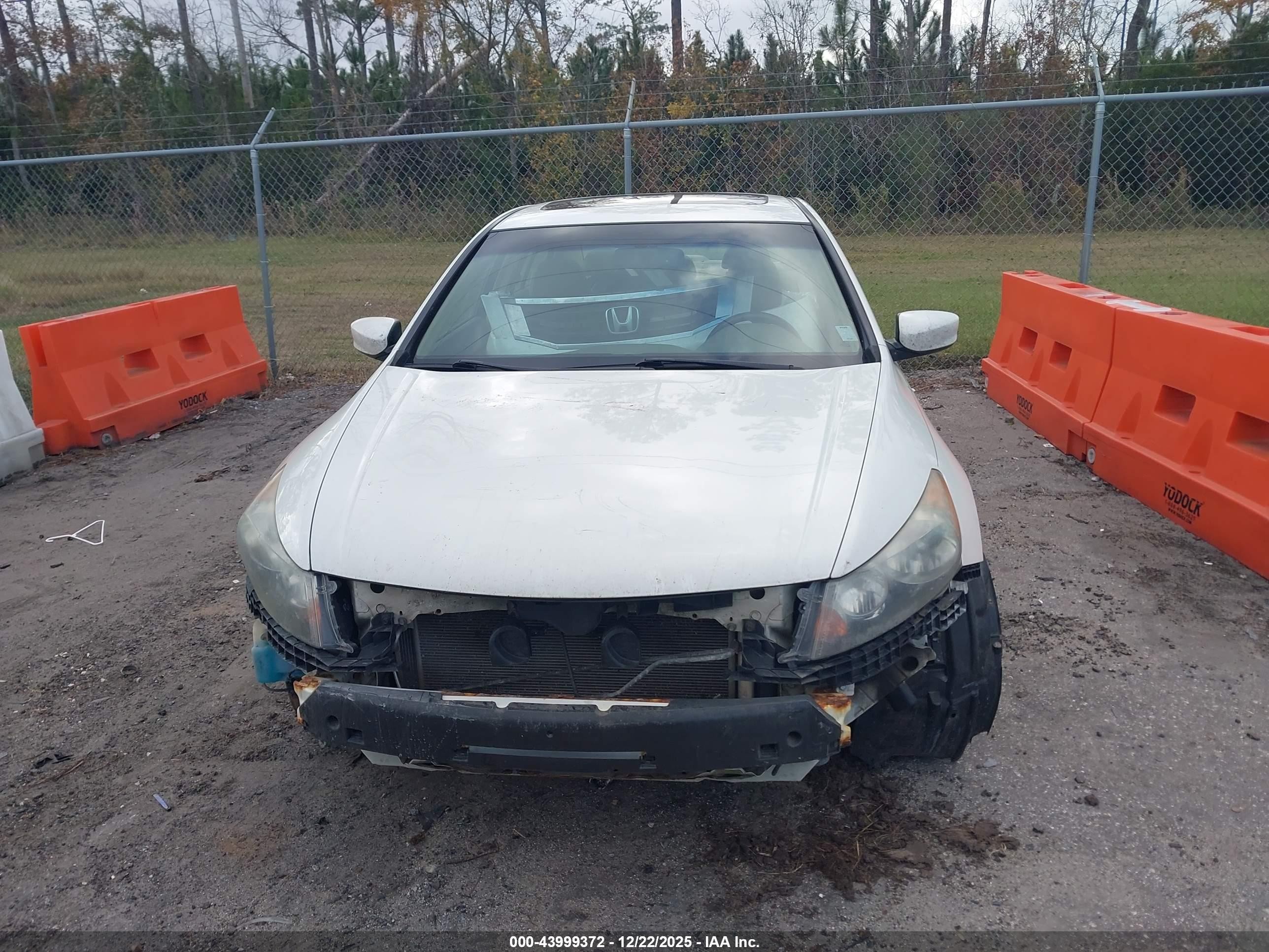 2009 Honda Accord 3.5 Ex-l Белый vin: 1HGCP36819A032469
