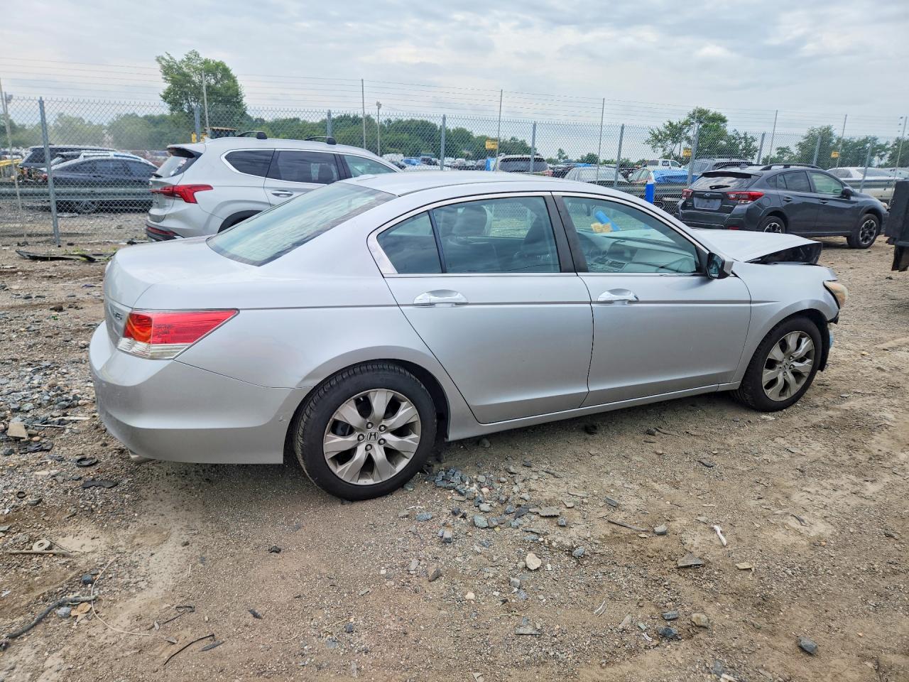 2008 Honda Accord Exl Серебряный vin: 1HGCP36828A043463