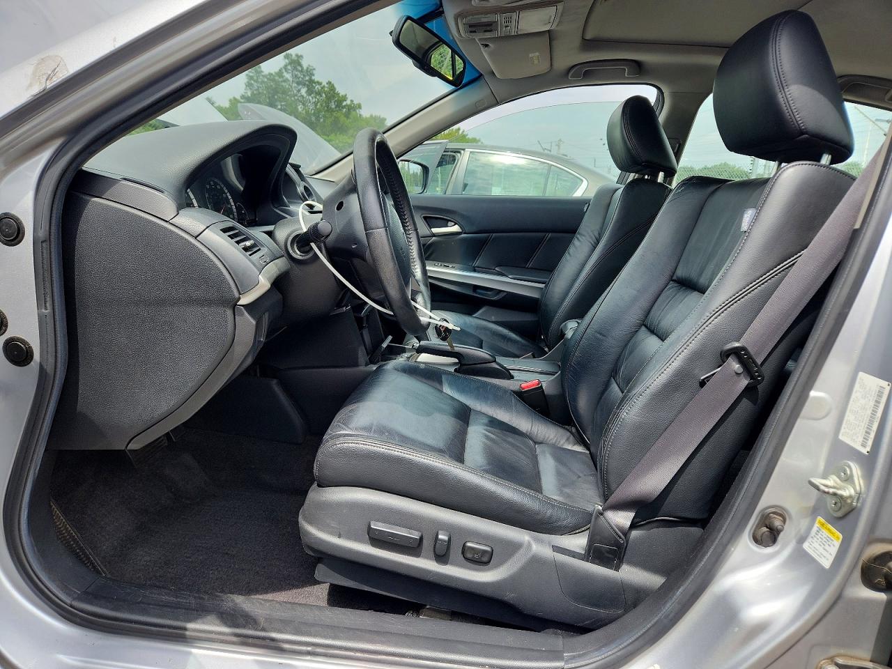 2008 Honda Accord Exl Серебряный vin: 1HGCP36828A043463