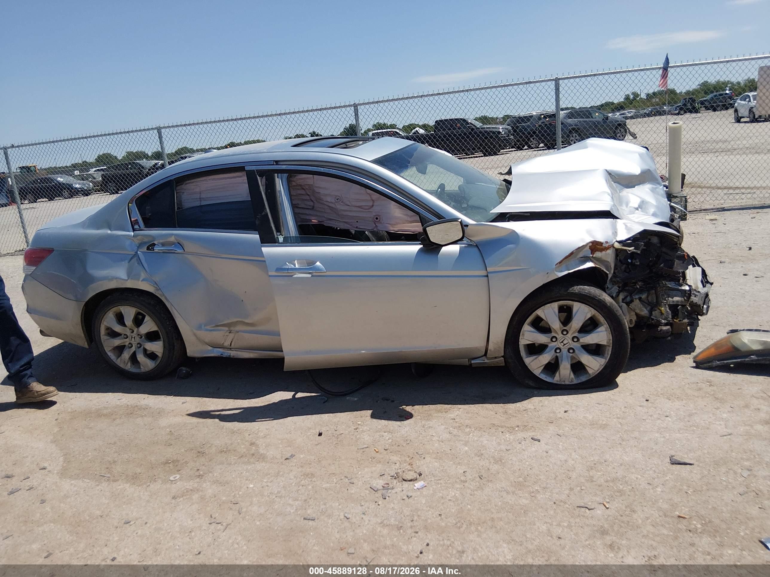2008 Honda Accord 3.5 Ex-l Silver vin: 1HGCP36838A015056
