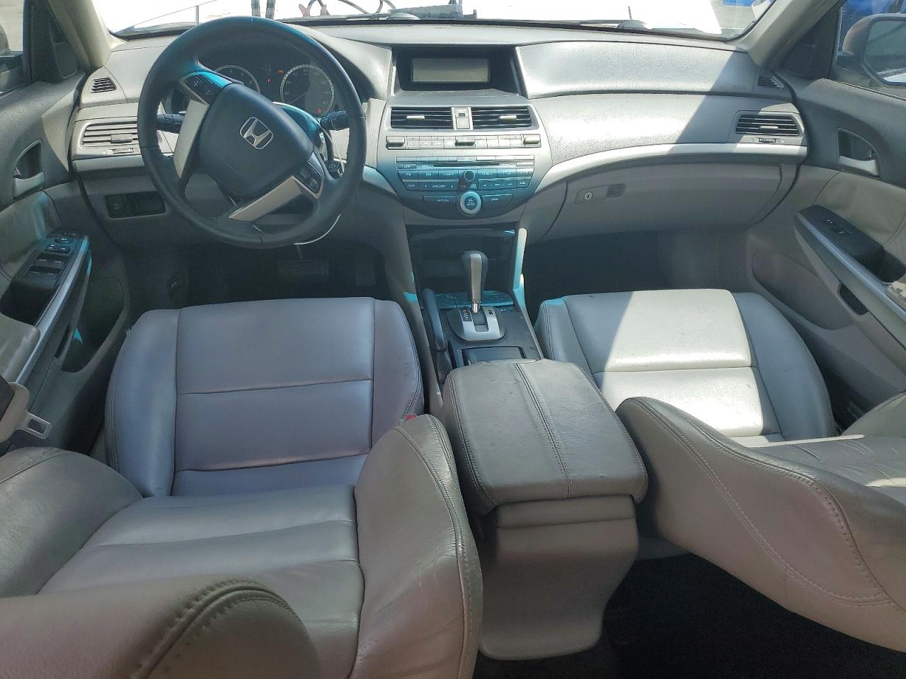 2008 Honda Accord Exl Серебряный vin: 1HGCP36838A065939