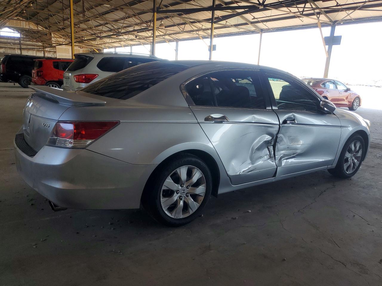 2008 Honda Accord Exl Серебряный vin: 1HGCP36838A086208