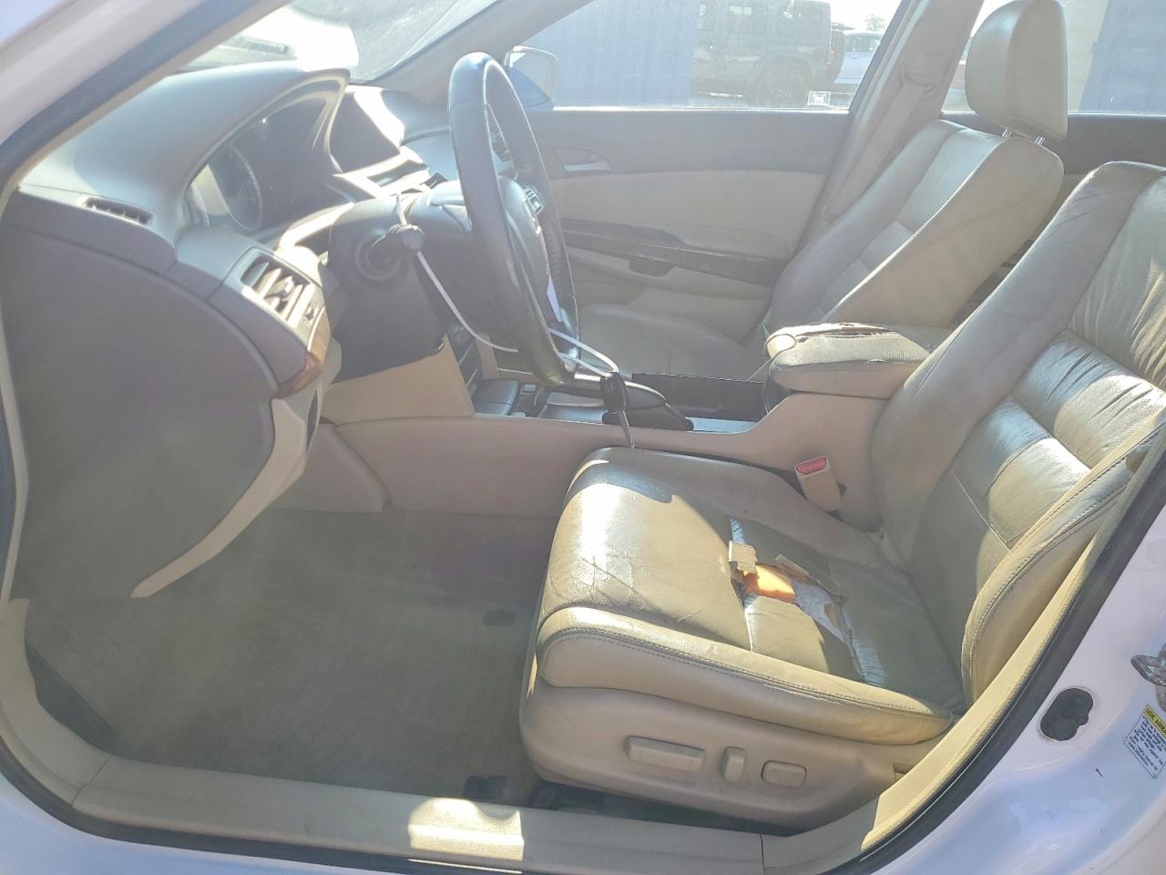 2009 Honda Accord Exl White vin: 1HGCP36839A011204