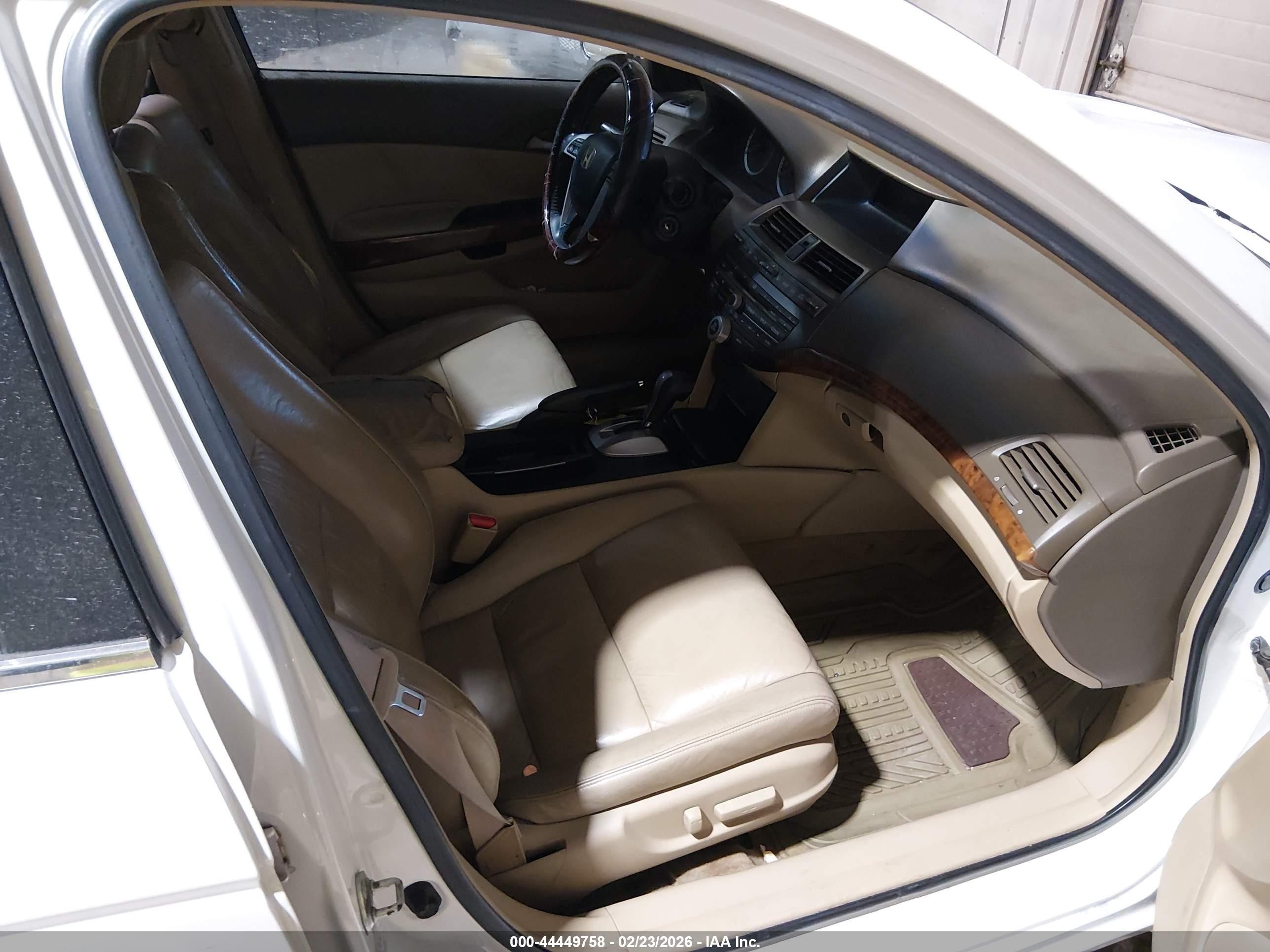 2008 Honda Accord 3.5 Ex-l White vin: 1HGCP36848A042525