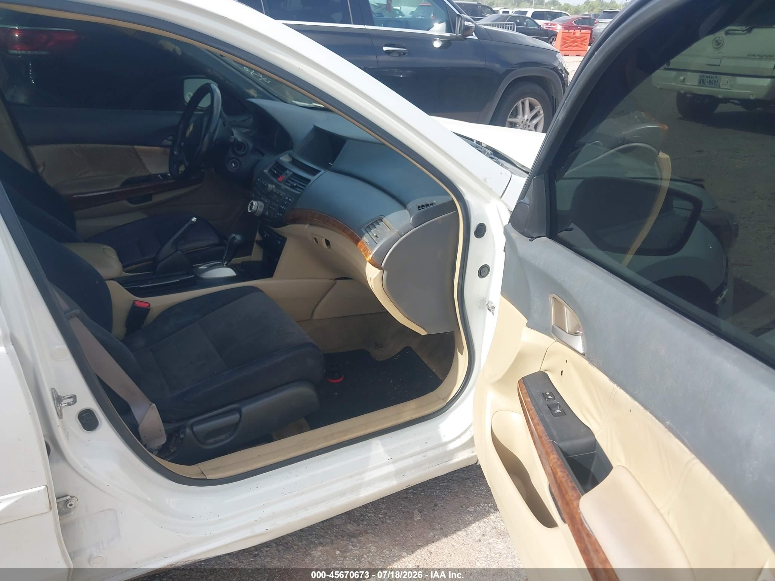 2008 Honda Accord 3.5 Ex-l White vin: 1HGCP36848A057610