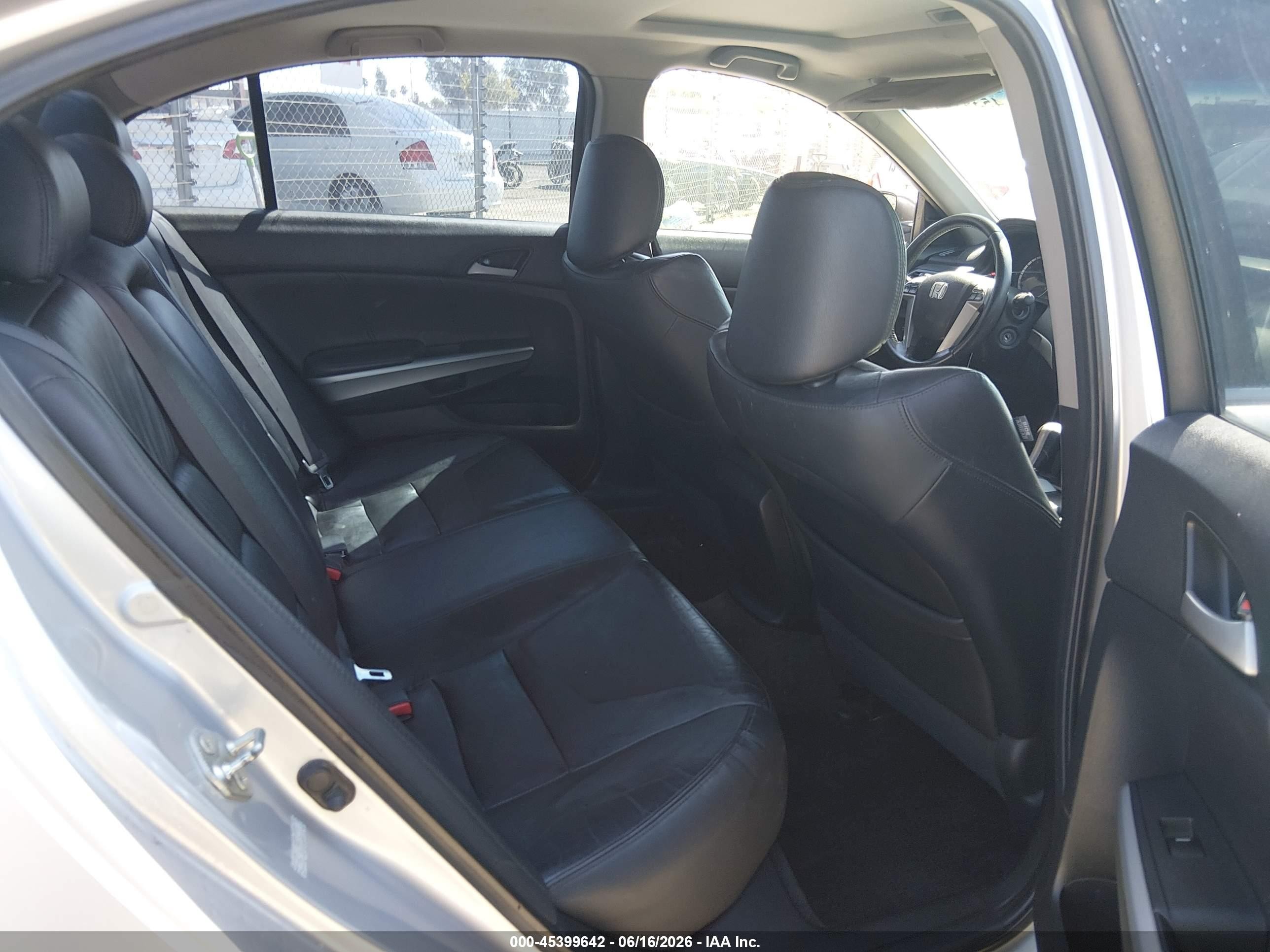 2009 Honda Accord 3.5 Ex-l Silver vin: 1HGCP36849A043398