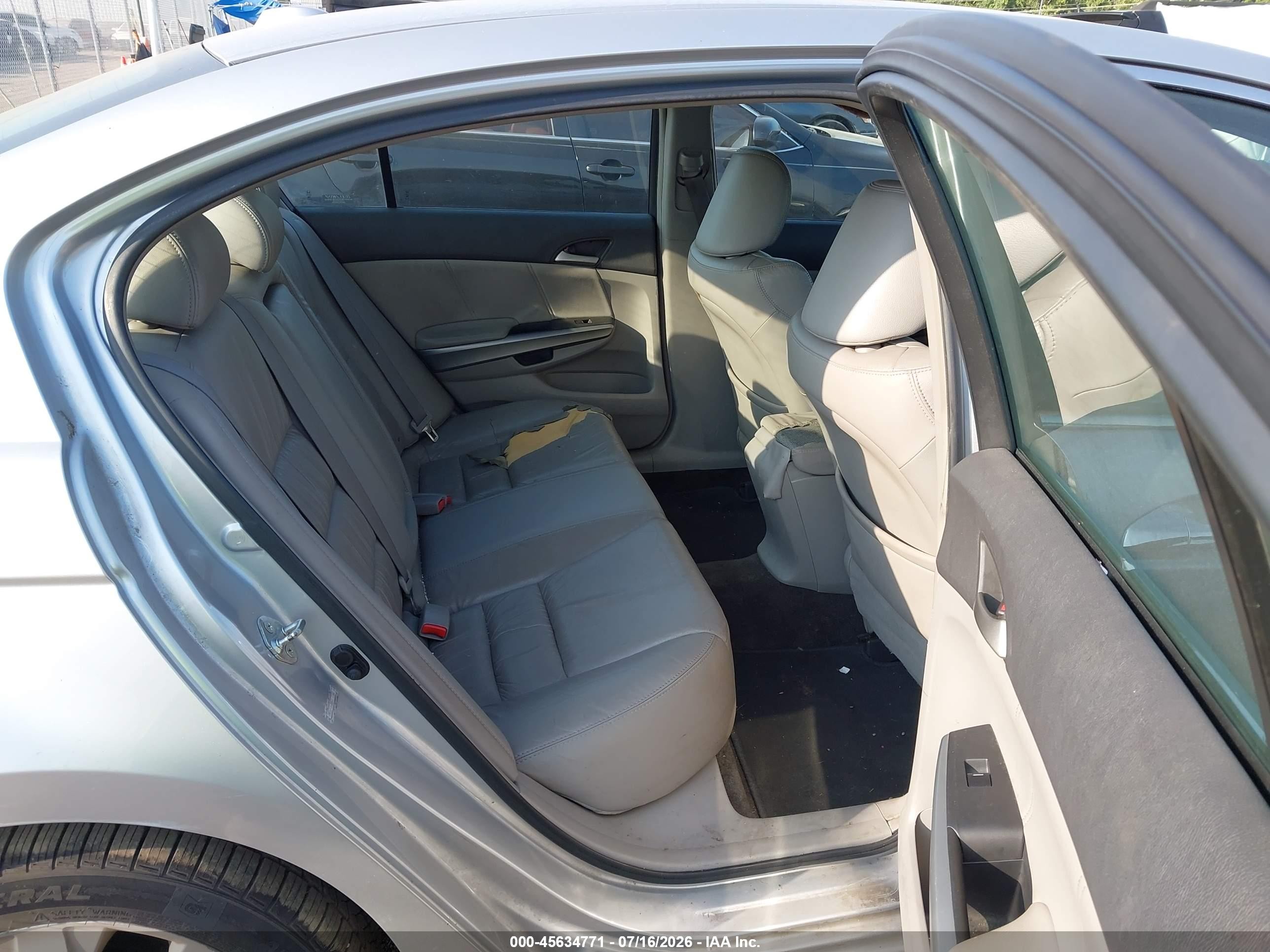 2008 Honda Accord 3.5 Ex-l Silver vin: 1HGCP36858A072861