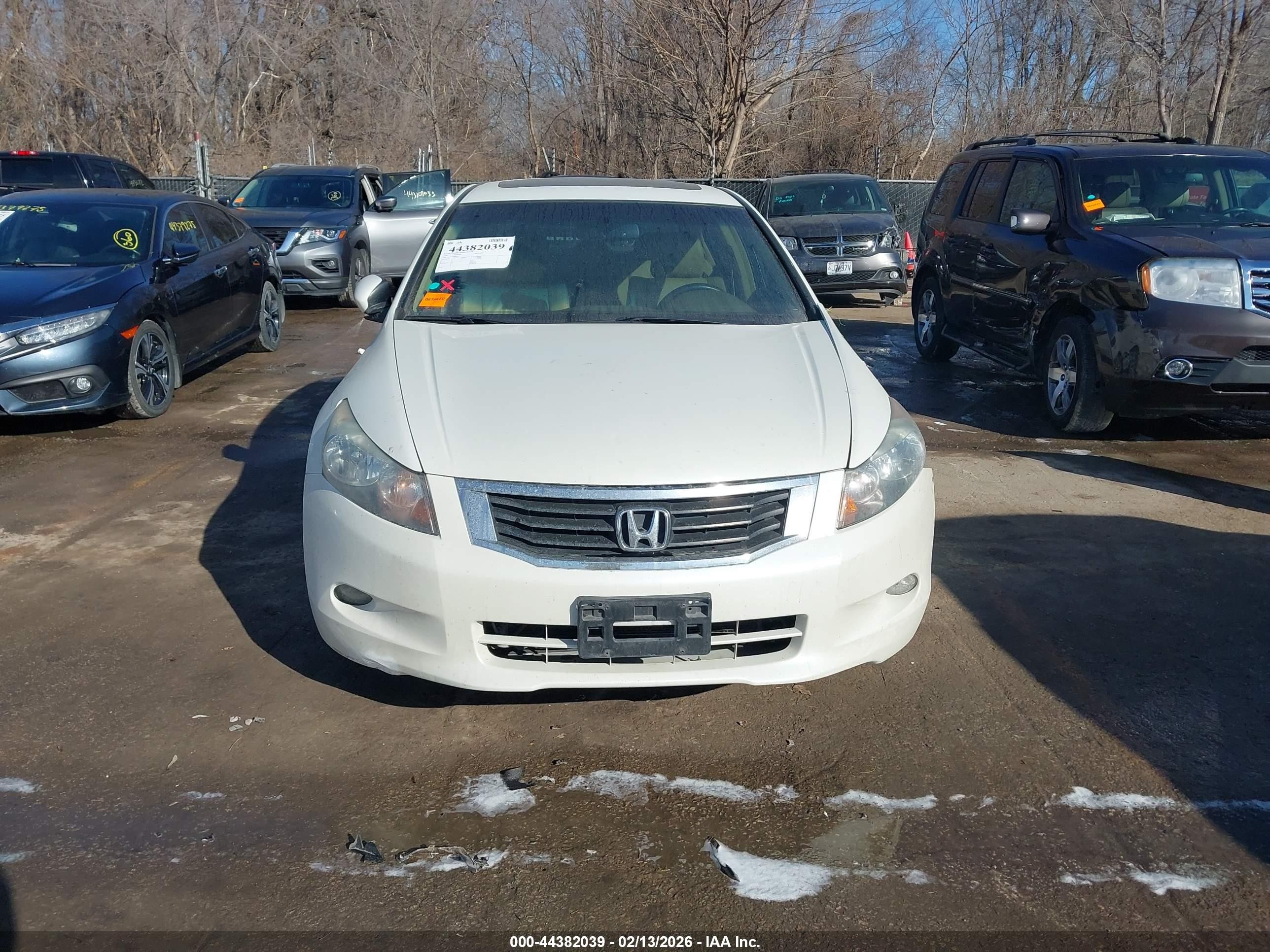 2008 Honda Accord 3.5 Ex-l White vin: 1HGCP36868A059083