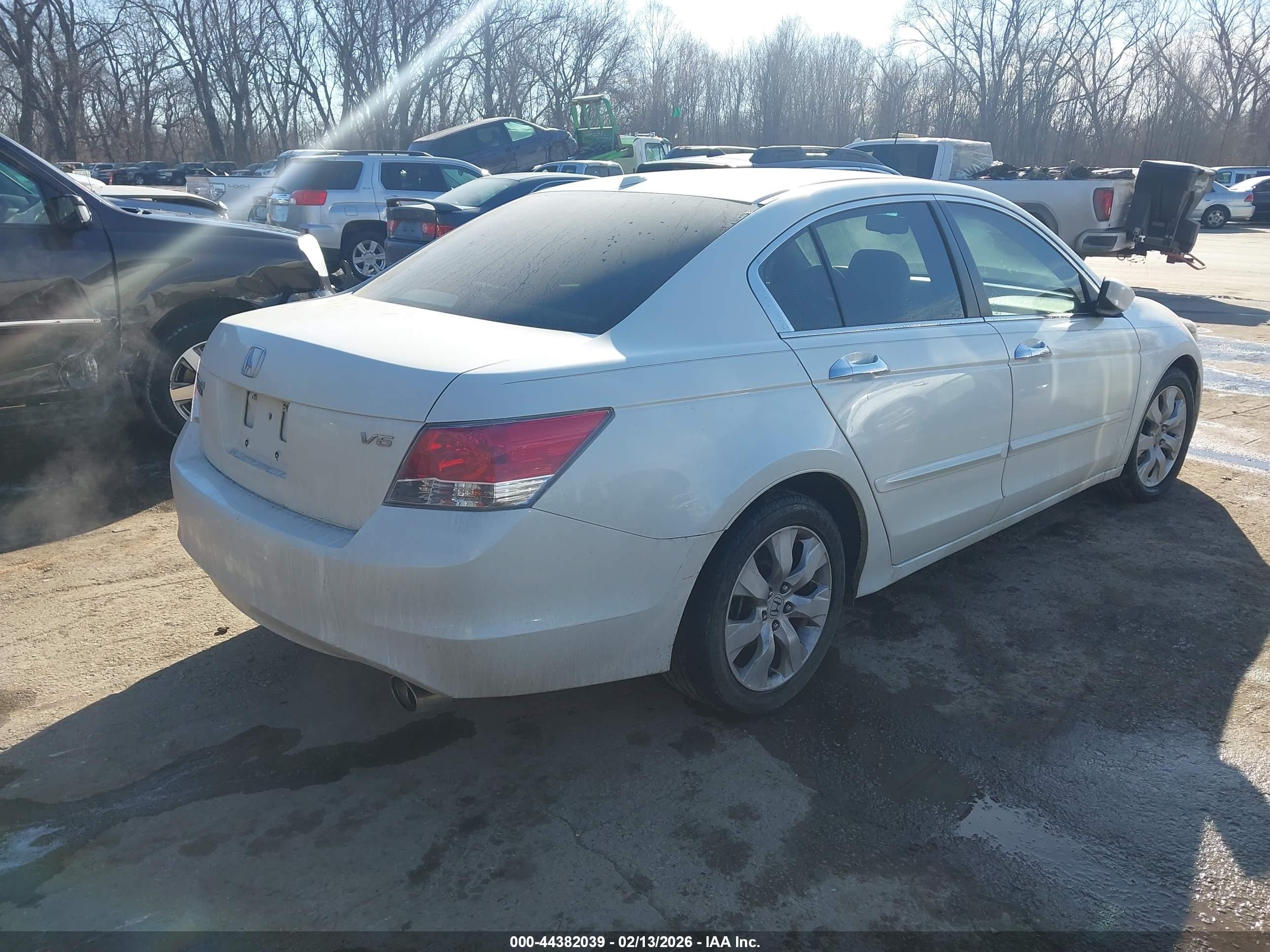 2008 Honda Accord 3.5 Ex-l White vin: 1HGCP36868A059083