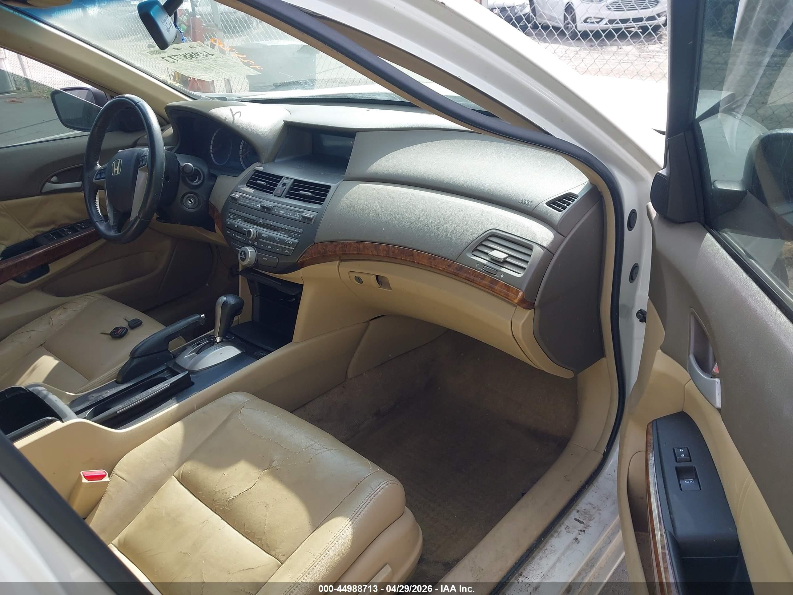 2009 Honda Accord 3.5 Ex-l White vin: 1HGCP36869A047646