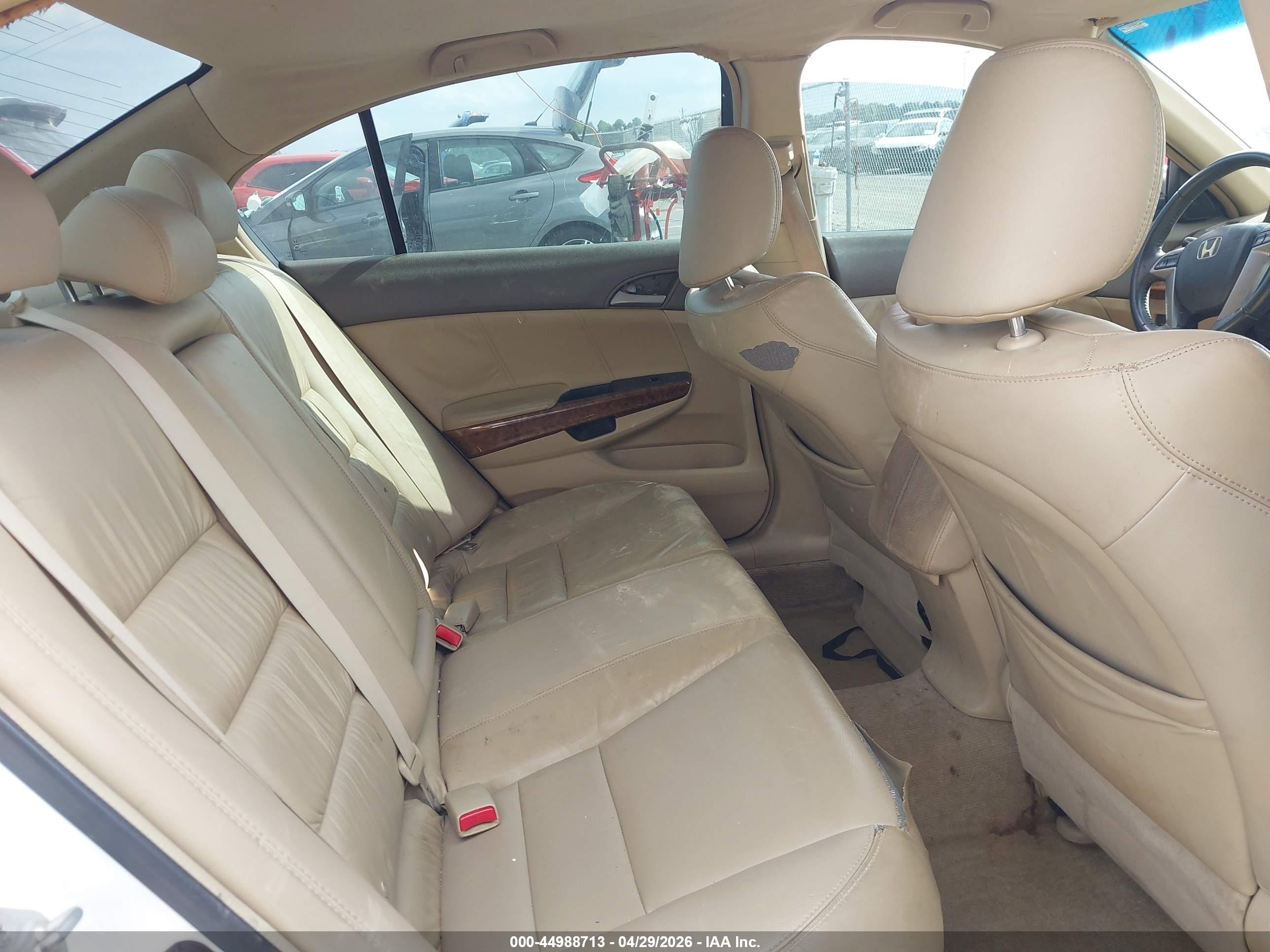 2009 Honda Accord 3.5 Ex-l White vin: 1HGCP36869A047646