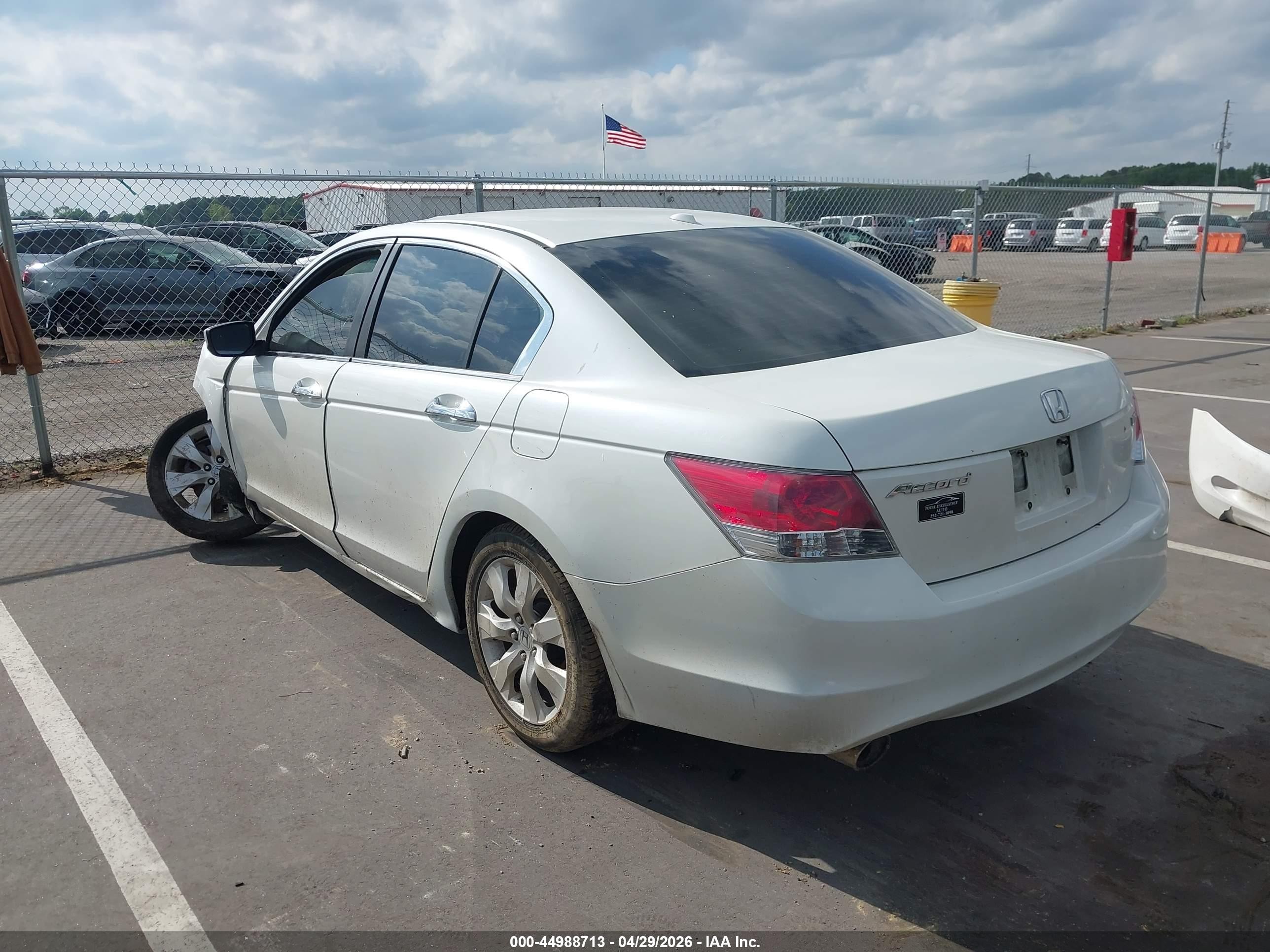 2009 Honda Accord 3.5 Ex-l White vin: 1HGCP36869A047646